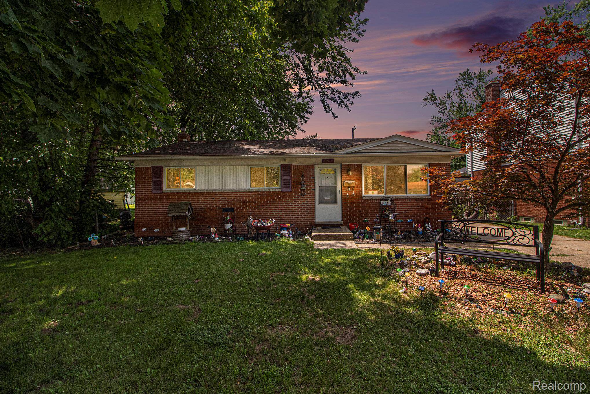 Wayne, MI 48184,34919 Glover