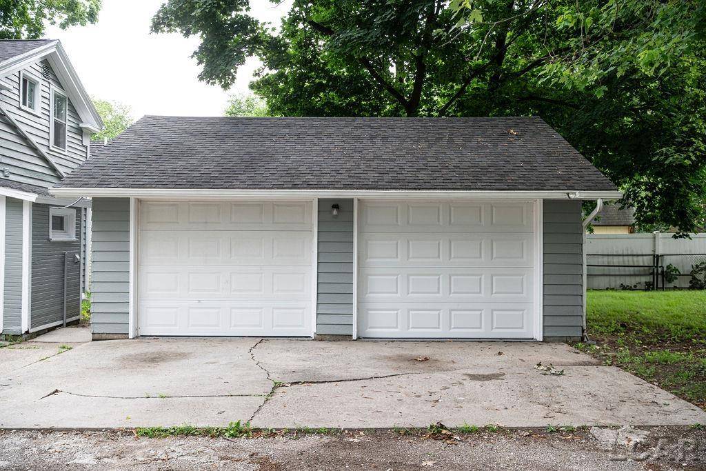 Adrian, MI 49221,227 Jordan ST