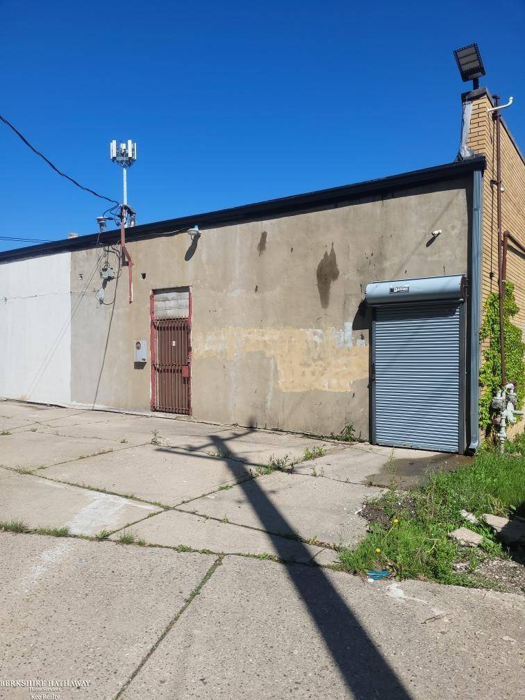 Detroit, MI 48224,16334 Harper AVE