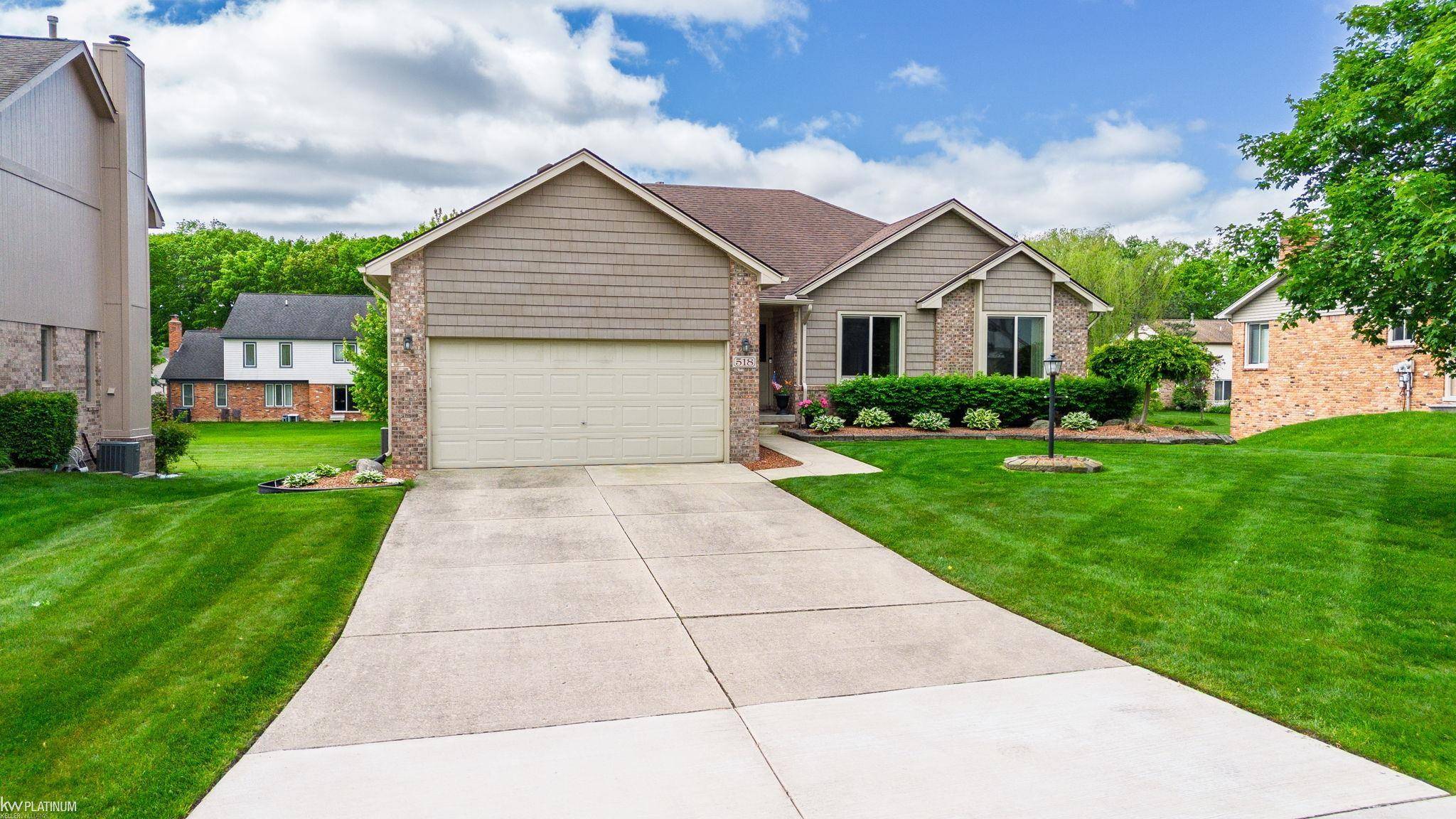 Rochester Hills, MI 48307,518 Lexington DR