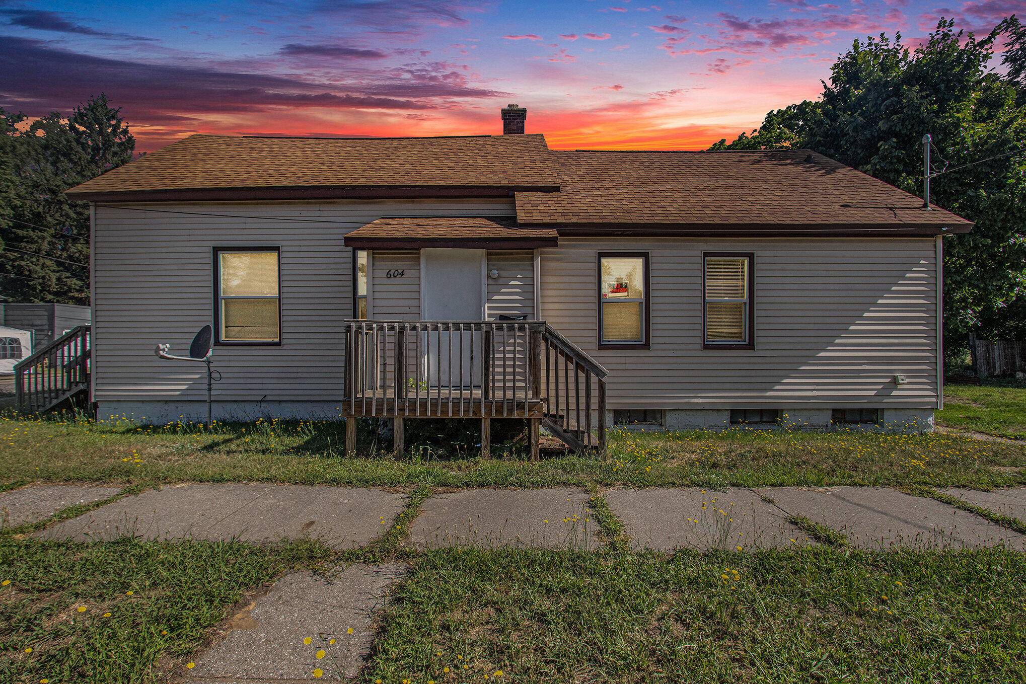 Muskegon, MI 49442,604 Mclaughlin AVE