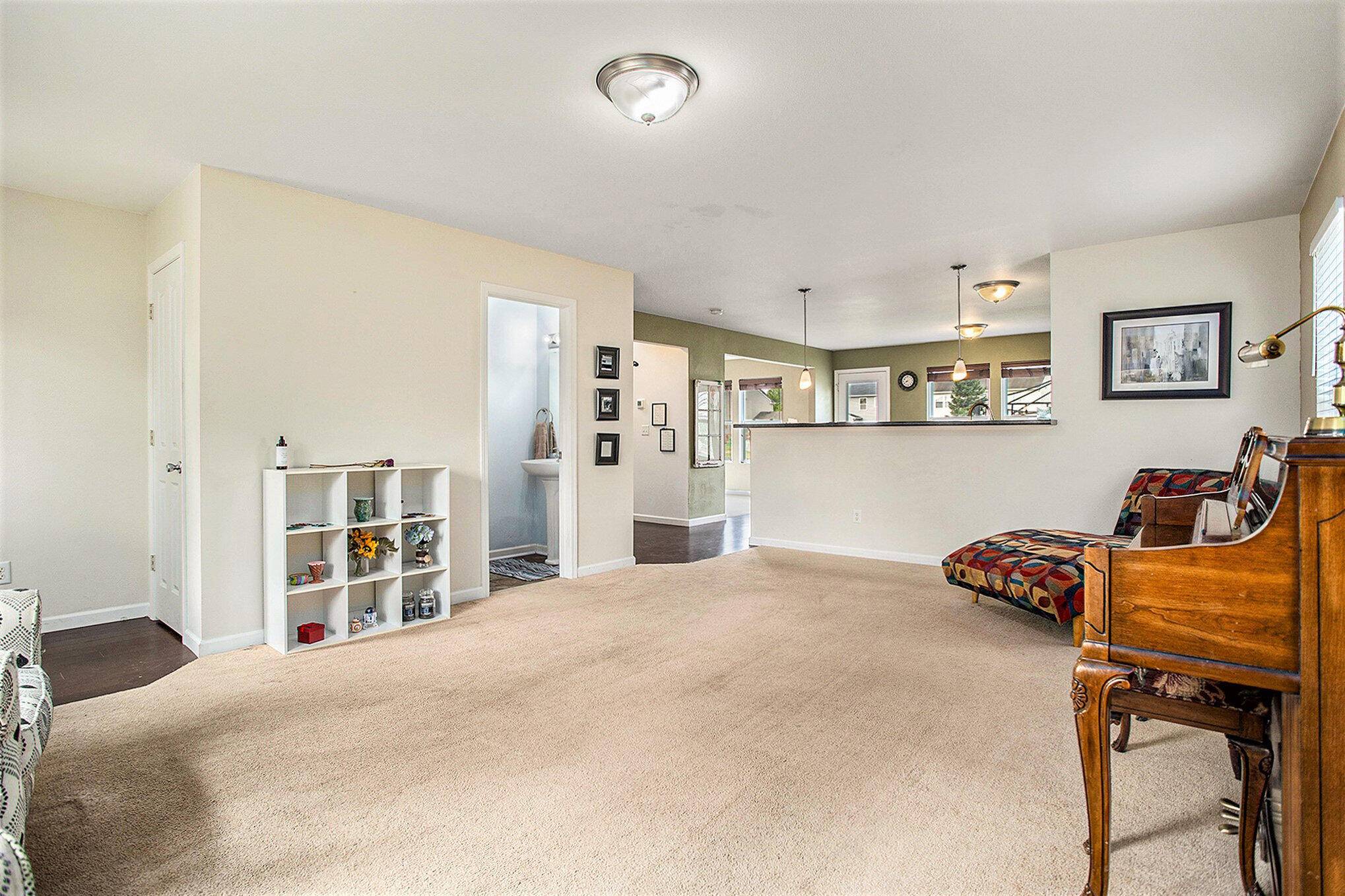 Richland, MI 49083,8855 Geiser GRV