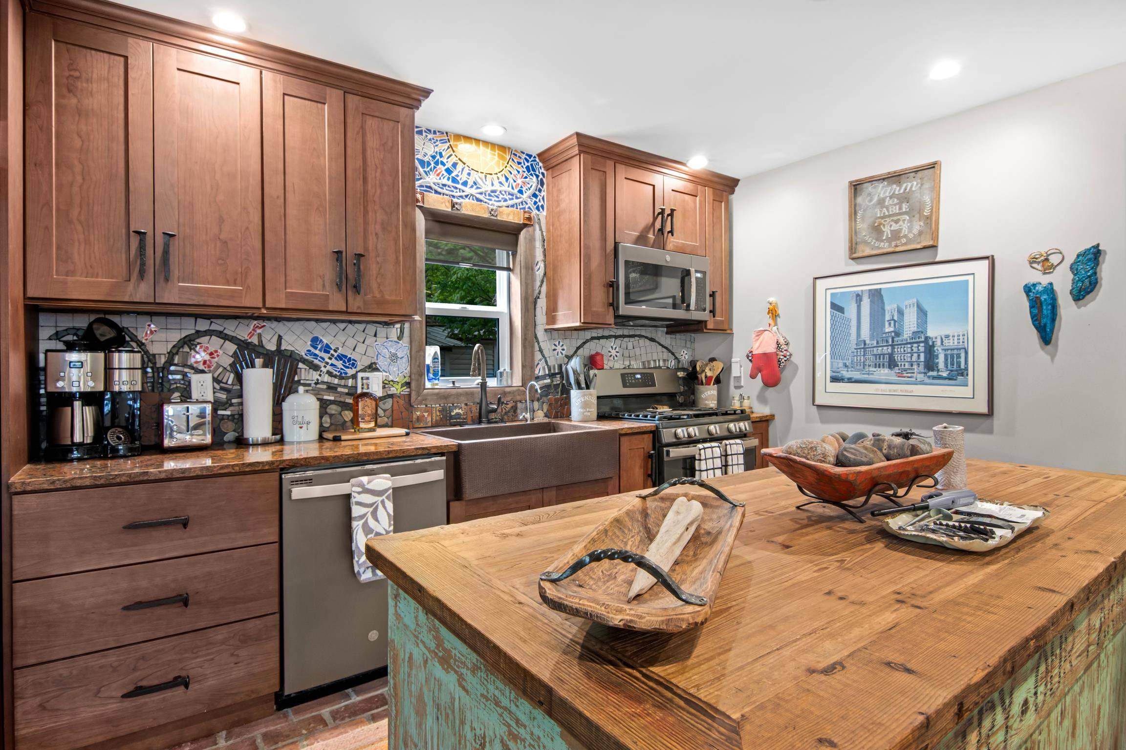 Alden, MI 49612,10190 S East Torch Lake DR