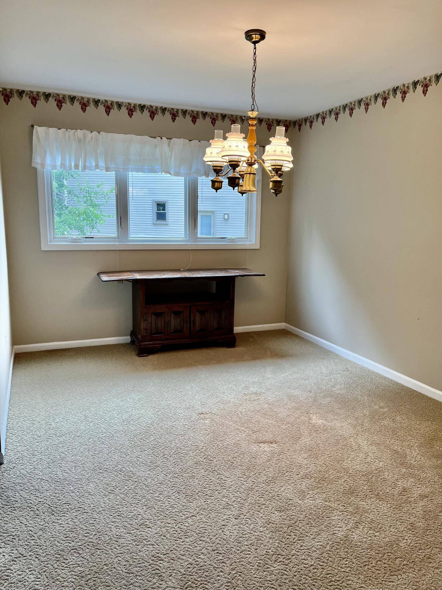 Novi, MI 48377,28717 Quarry CT