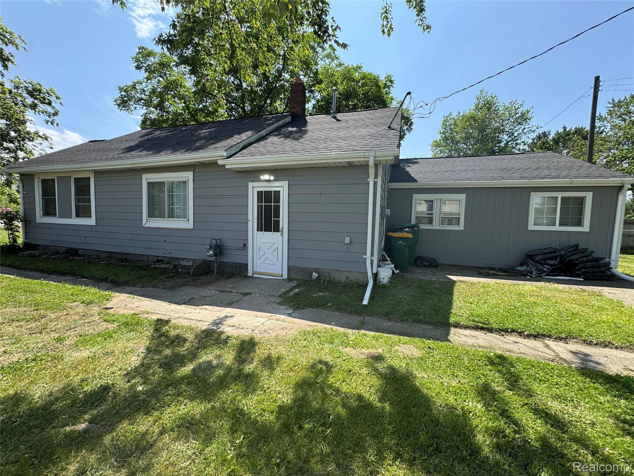 Romulus, MI 48174,28112 Ecorse RD