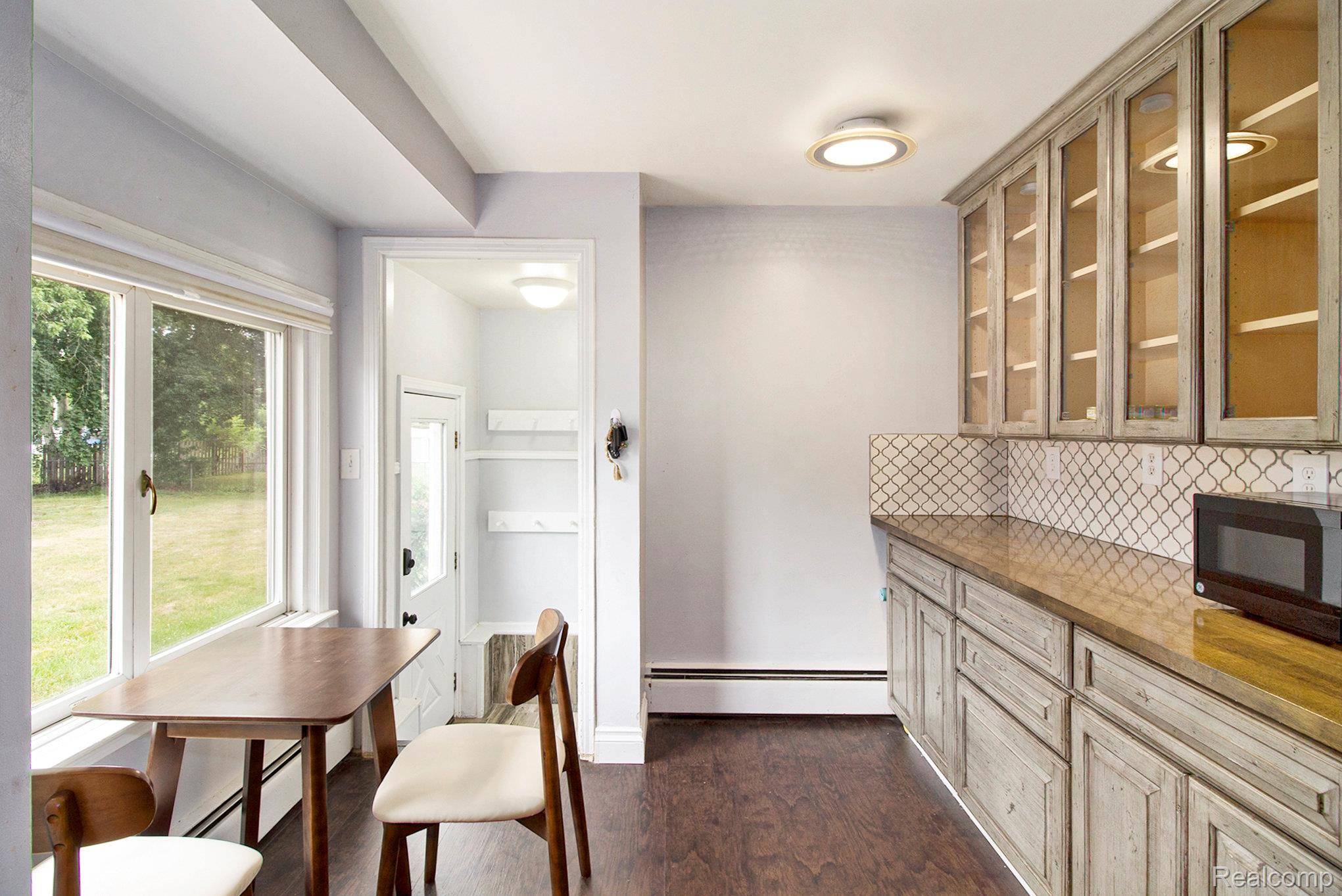 Ortonville, MI 48462,405 Schoolhouse ST