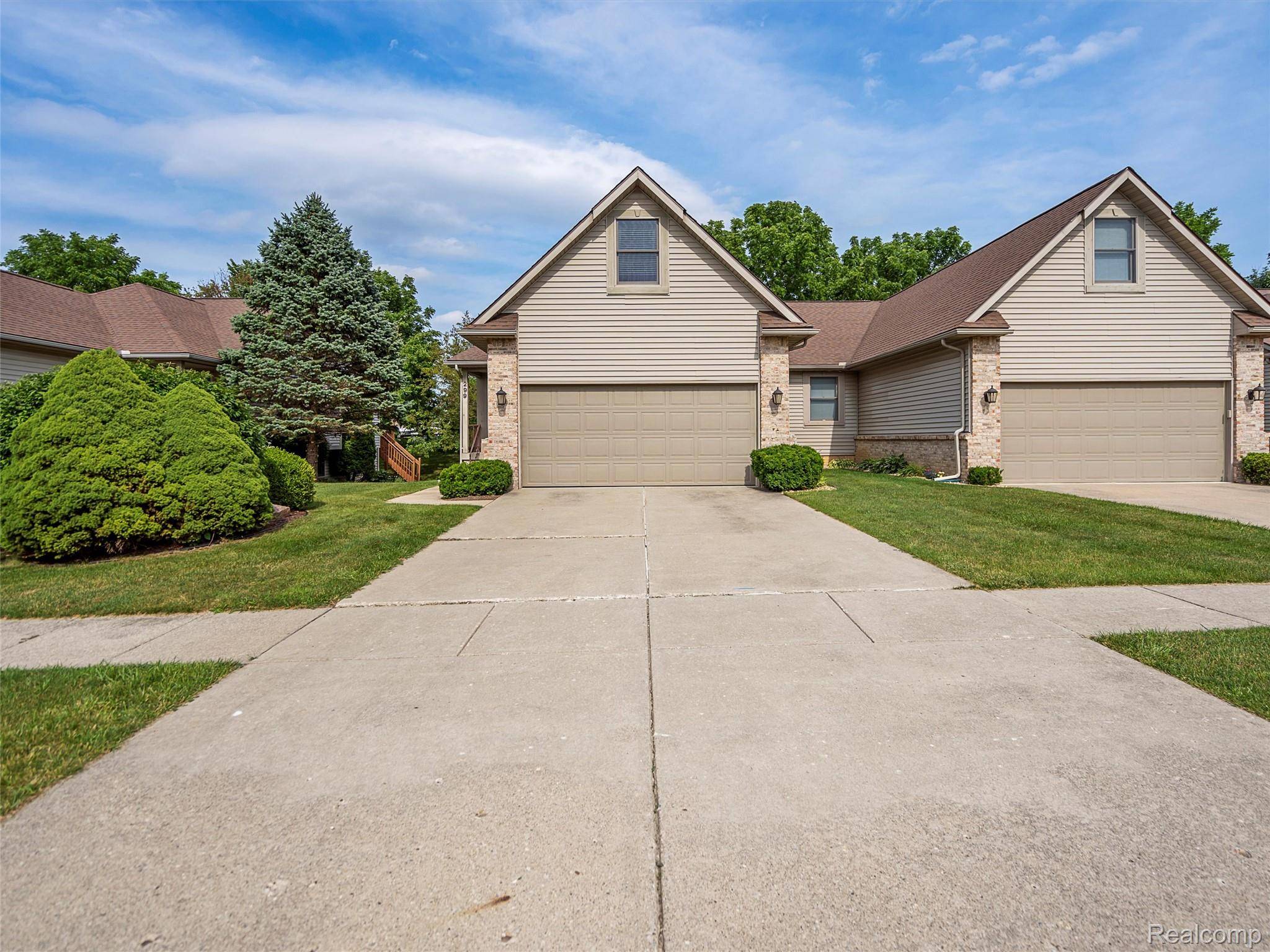 Linden, MI 48451,299 Creekwood CIR