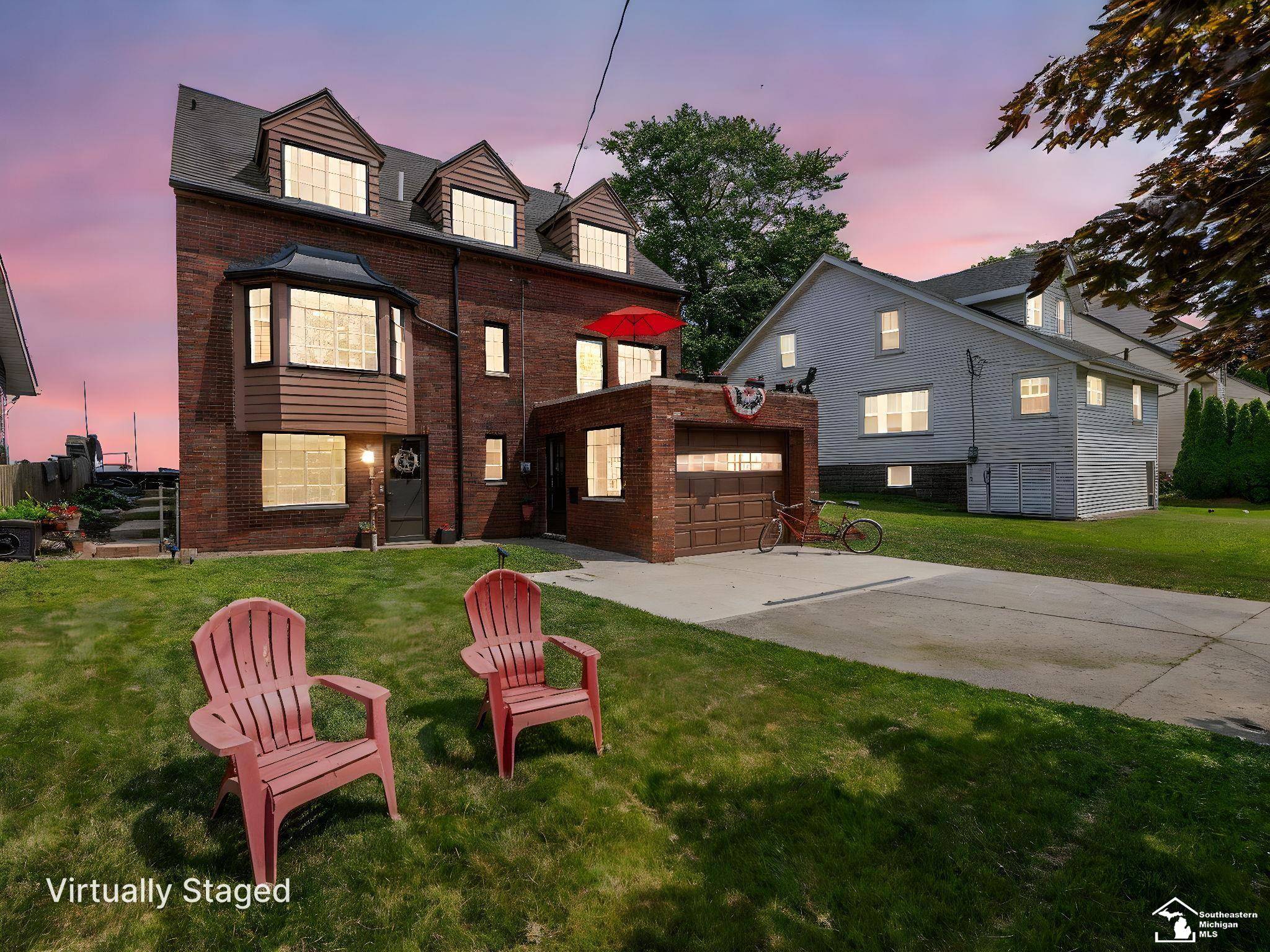 Newport, MI 48166,3880 Lakeshore DR