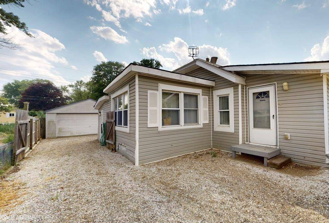 Harrison Twp, MI 48045,27130 Lanse Cruese ST