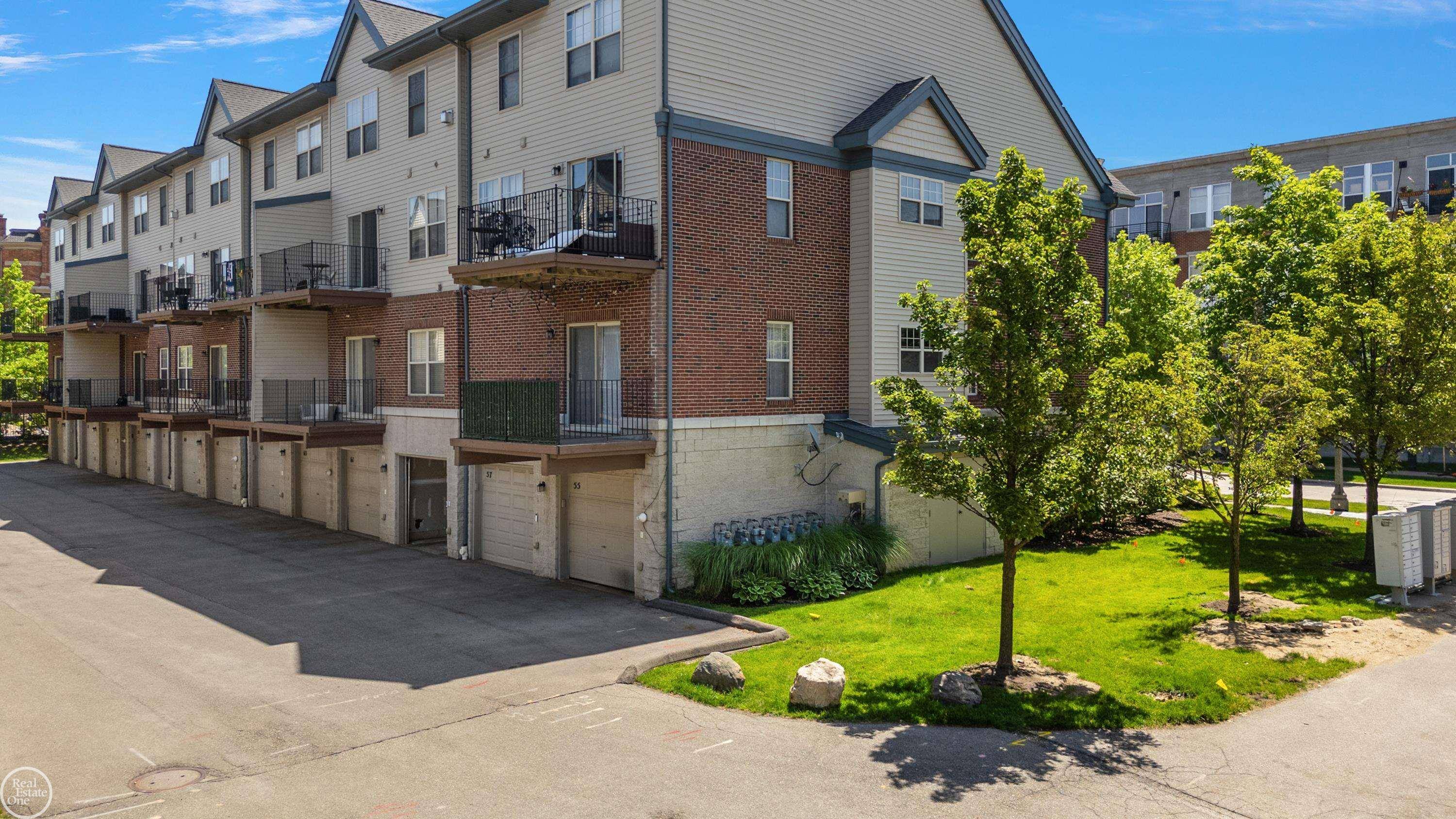 Detroit, MI 48201,55 Winder ST