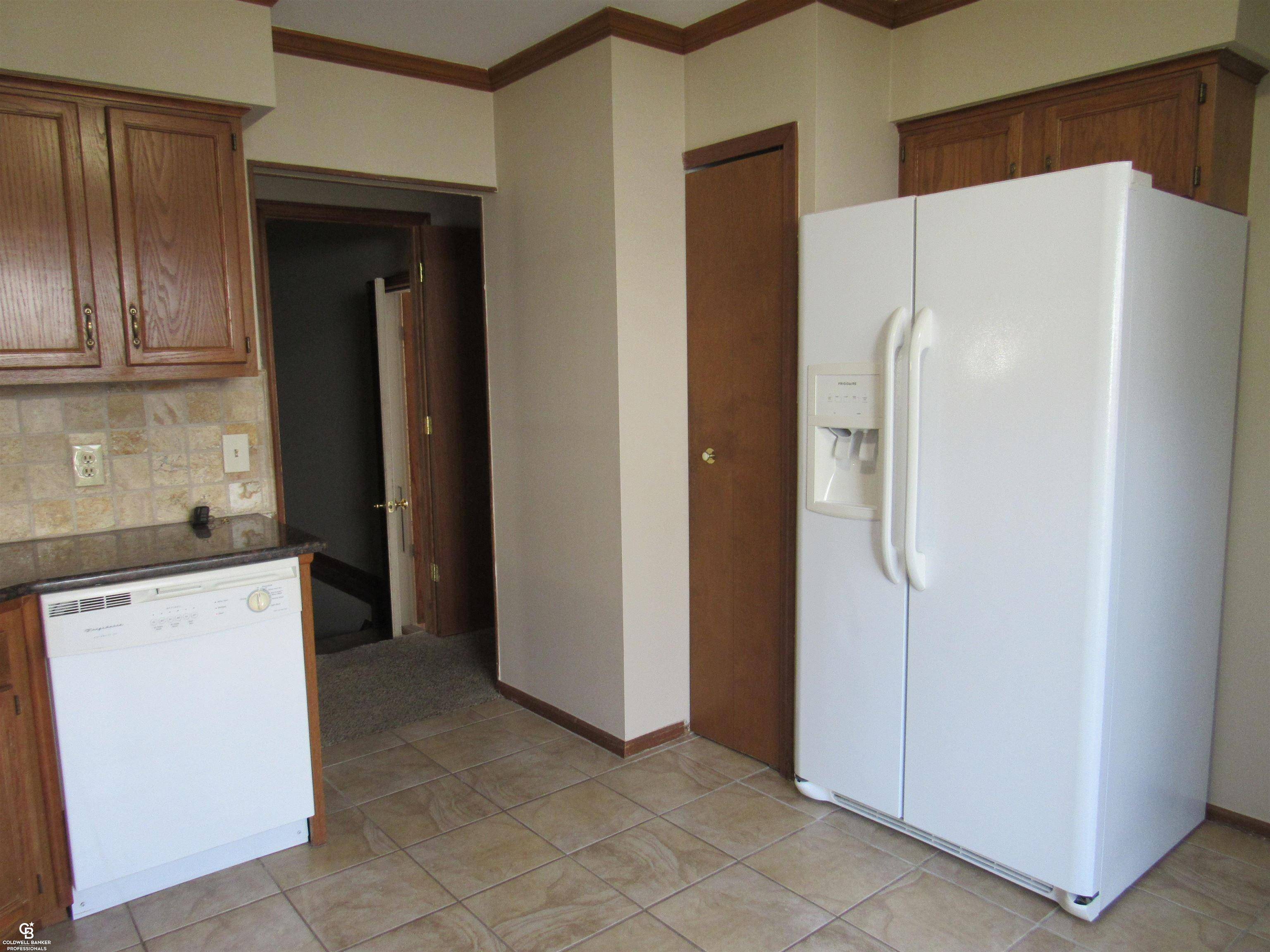 Harrison Twp, MI 48045,27060 Campau LN