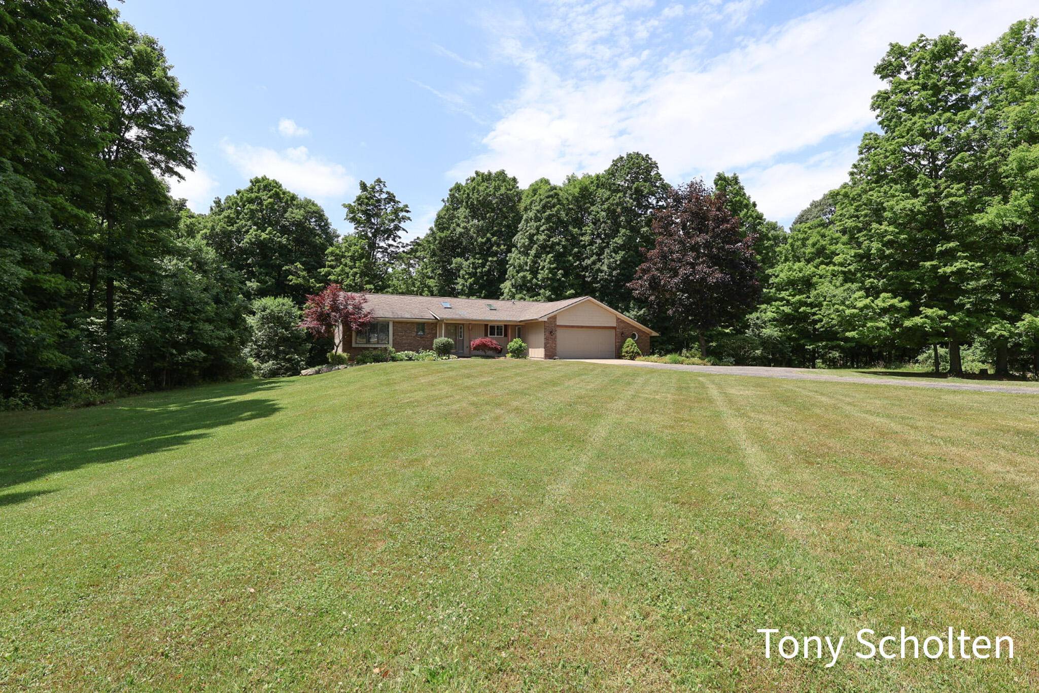 Marne, MI 49435,2550 Leonard ST