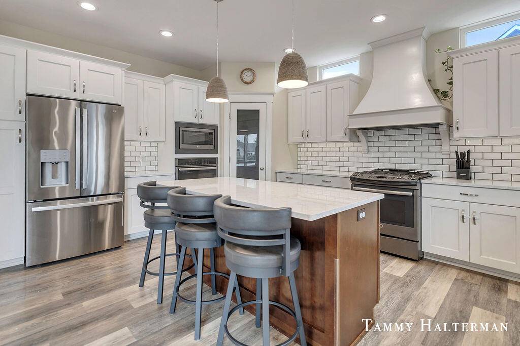 Hudsonville, MI 49426,6129 W Bay CT