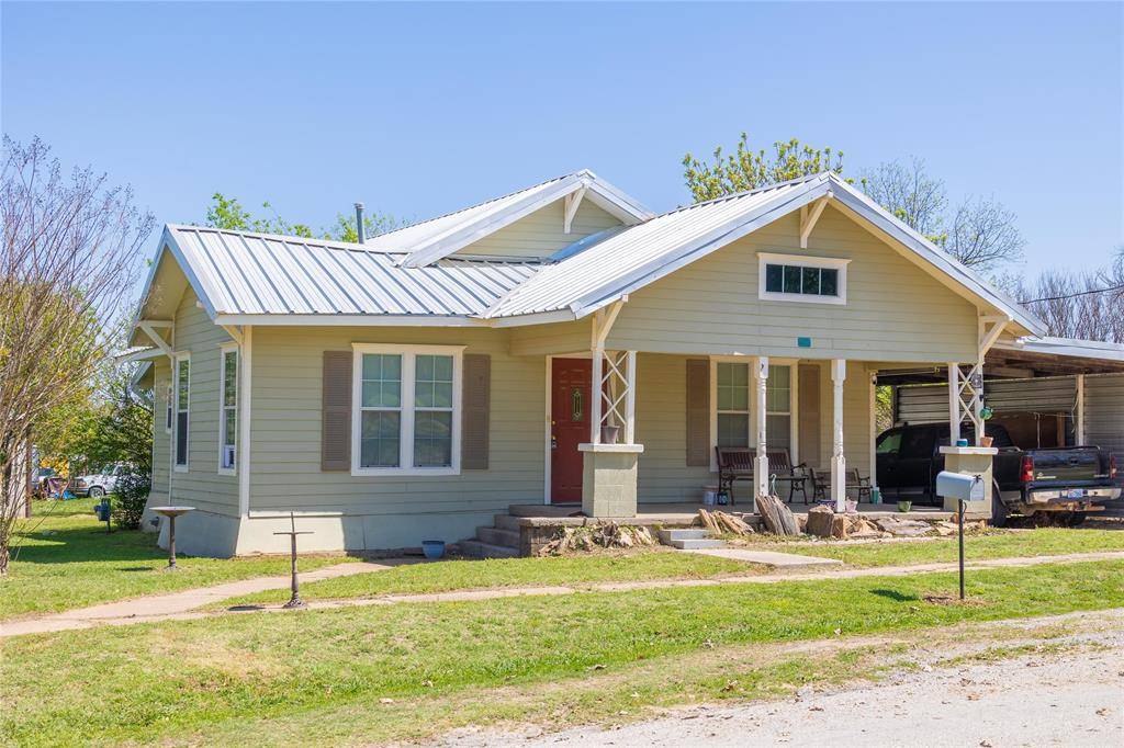 De Leon, TX 76444,601 E Ross Avenue