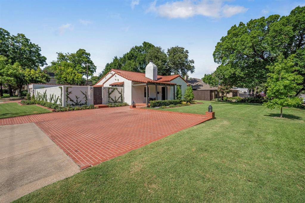 Fort Worth, TX 76107,5401 Byers Avenue