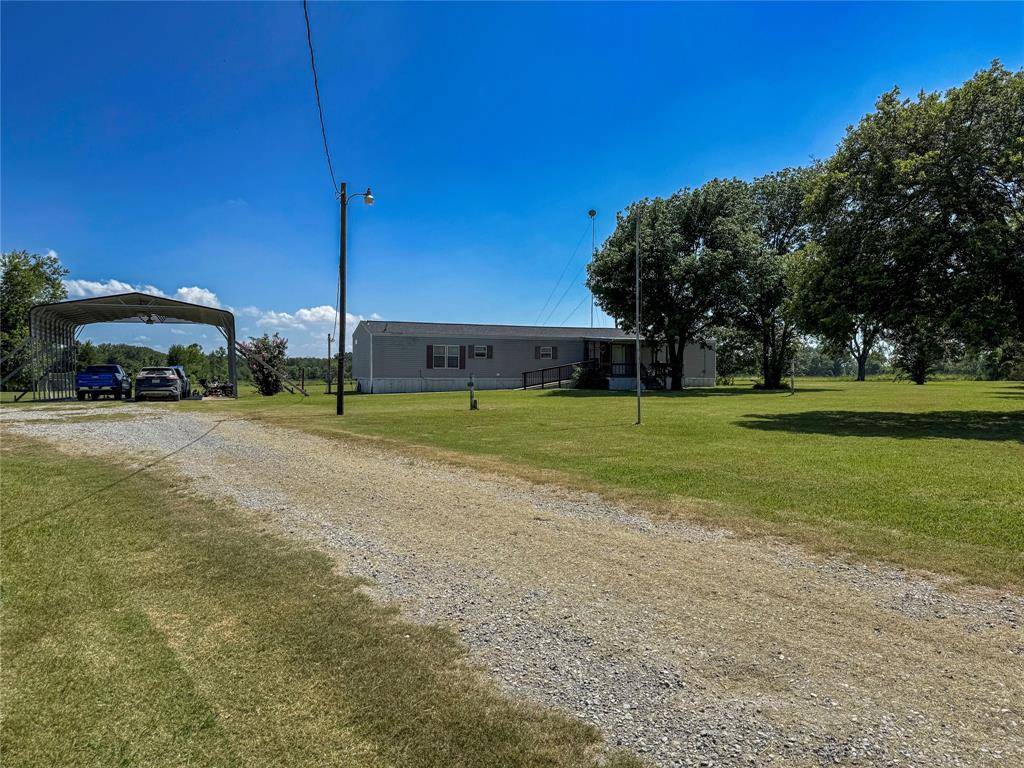 Ivanhoe, TX 75447,735 County Road 2010