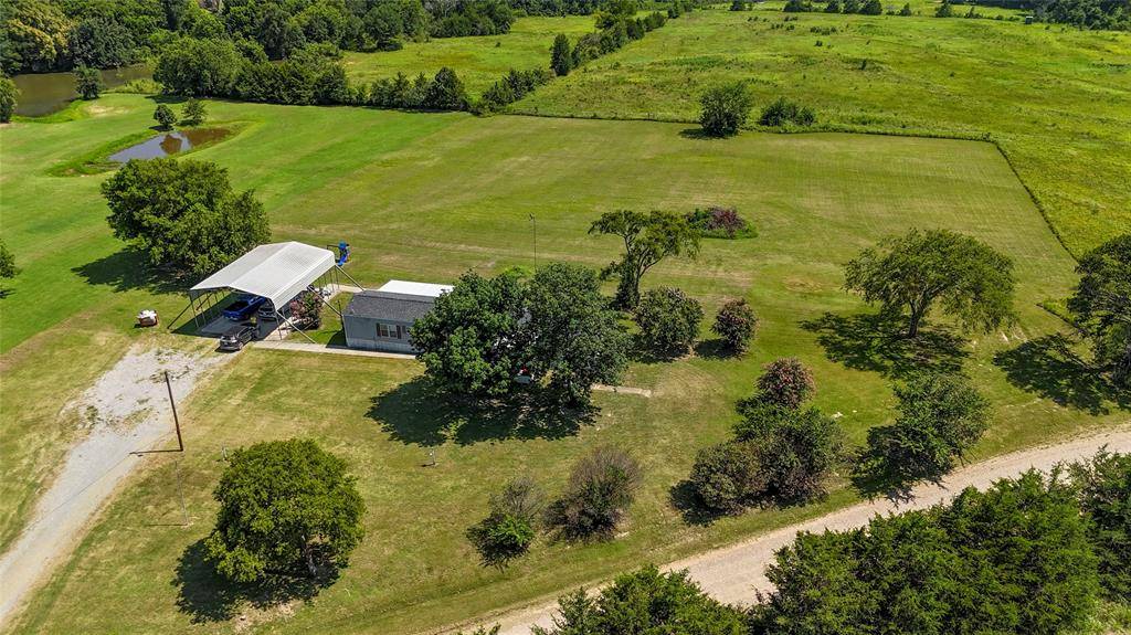 Ivanhoe, TX 75447,735 County Road 2010