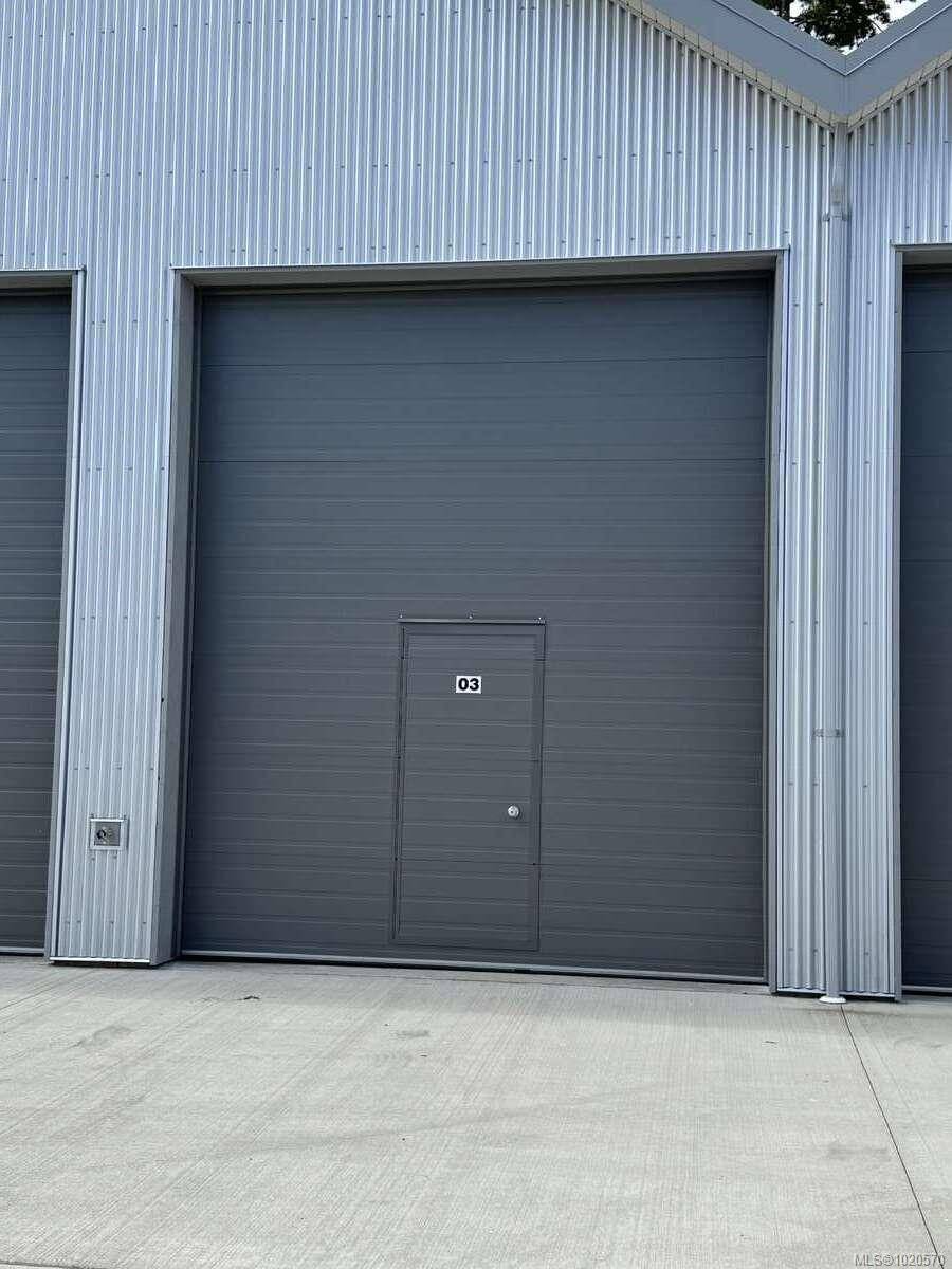 Cumberland, BC V0R 1S0,2794 Beck Ave #3