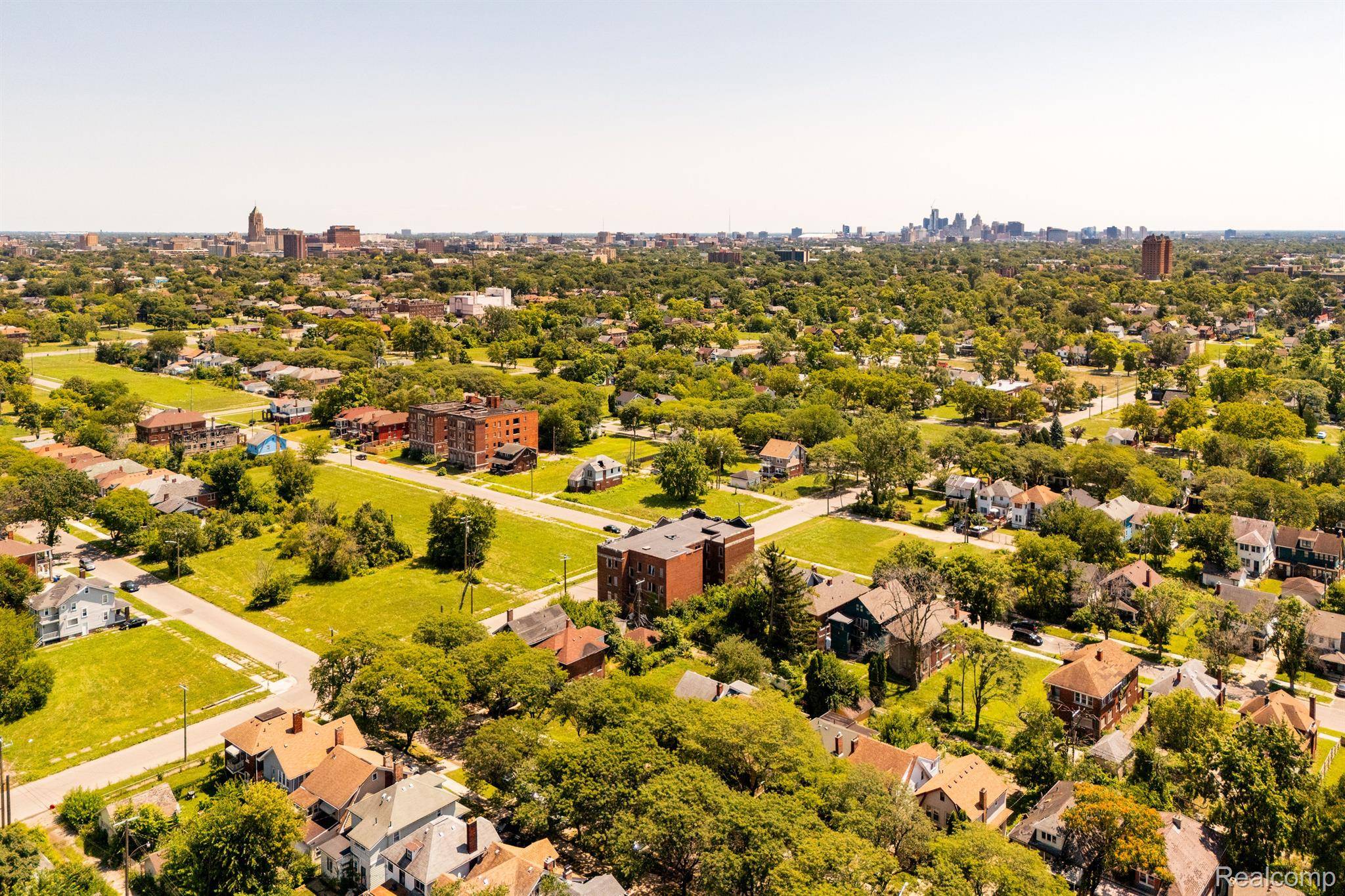 Detroit, MI 48206,3204 Gladstone ST