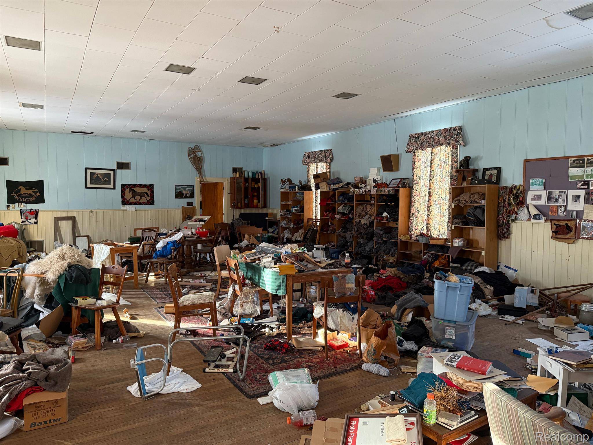 Whitmore Lake, MI 48189,10596 HAMBURG RD