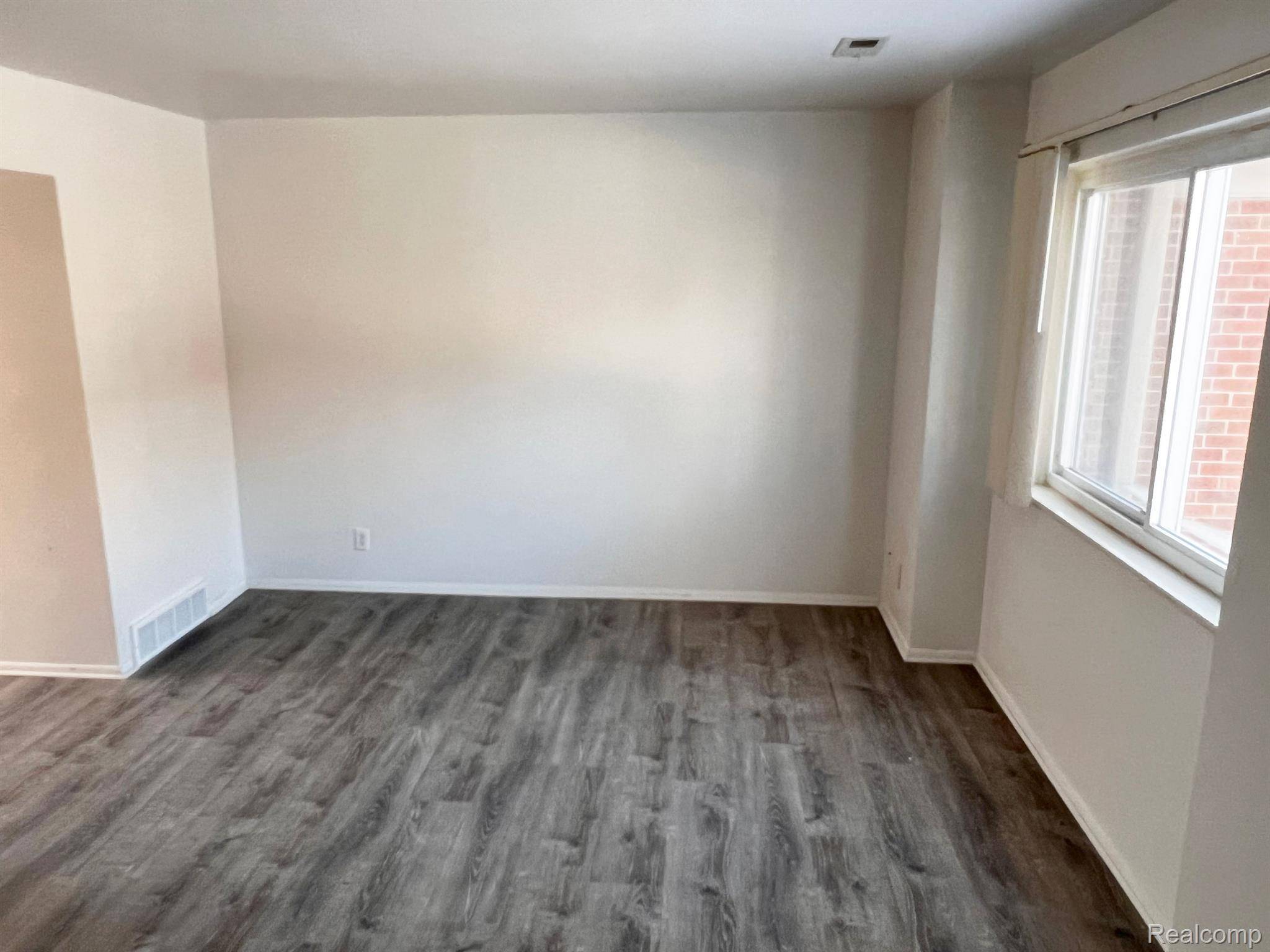 Roseville, MI 48066,25719 Salem CT #69