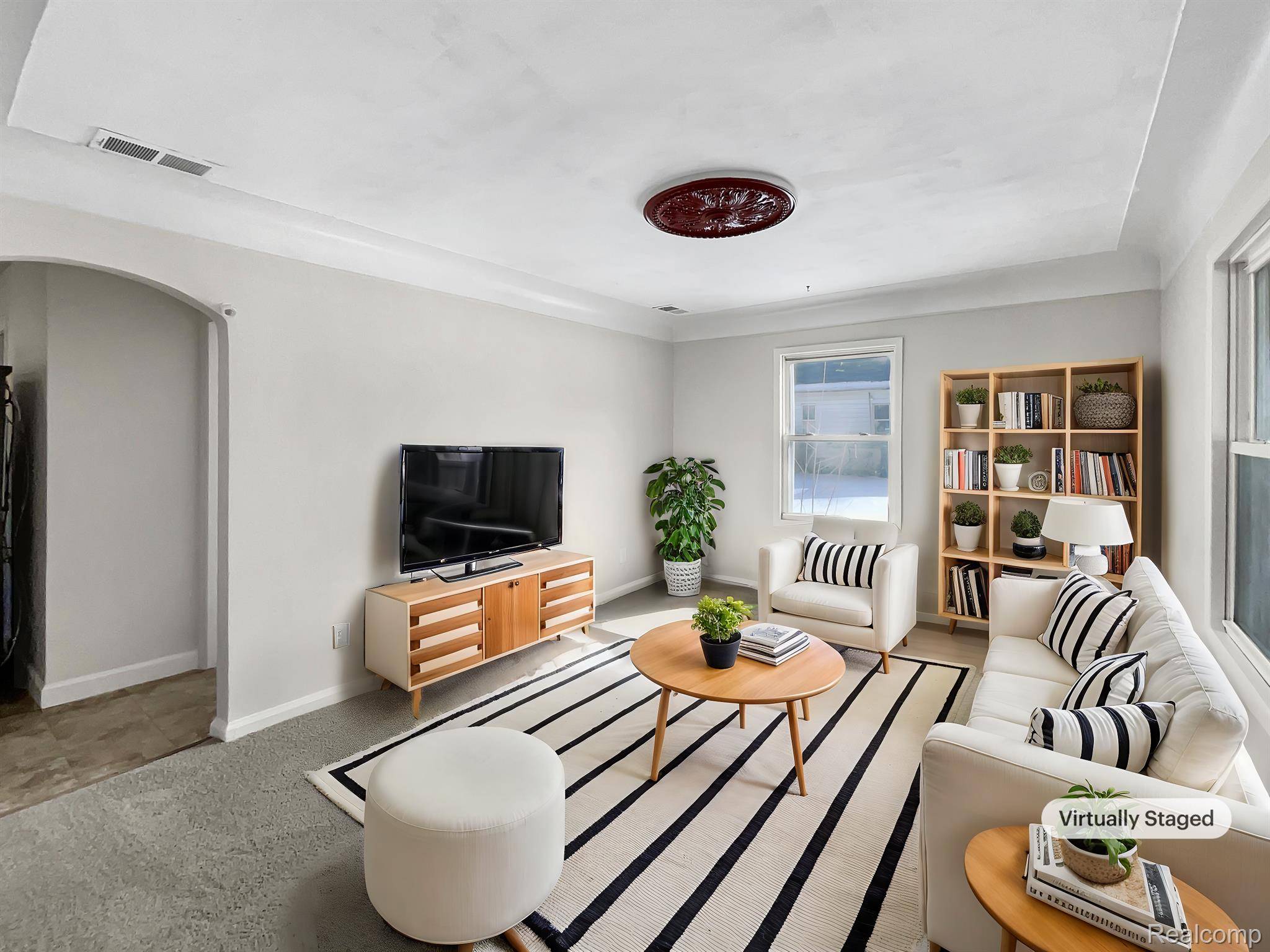 Hazel Park, MI 48030,23432 CAYUGA AVE