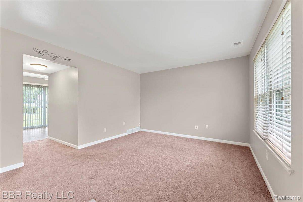 Brownstown, MI 48183,20109 CUMBERLAND