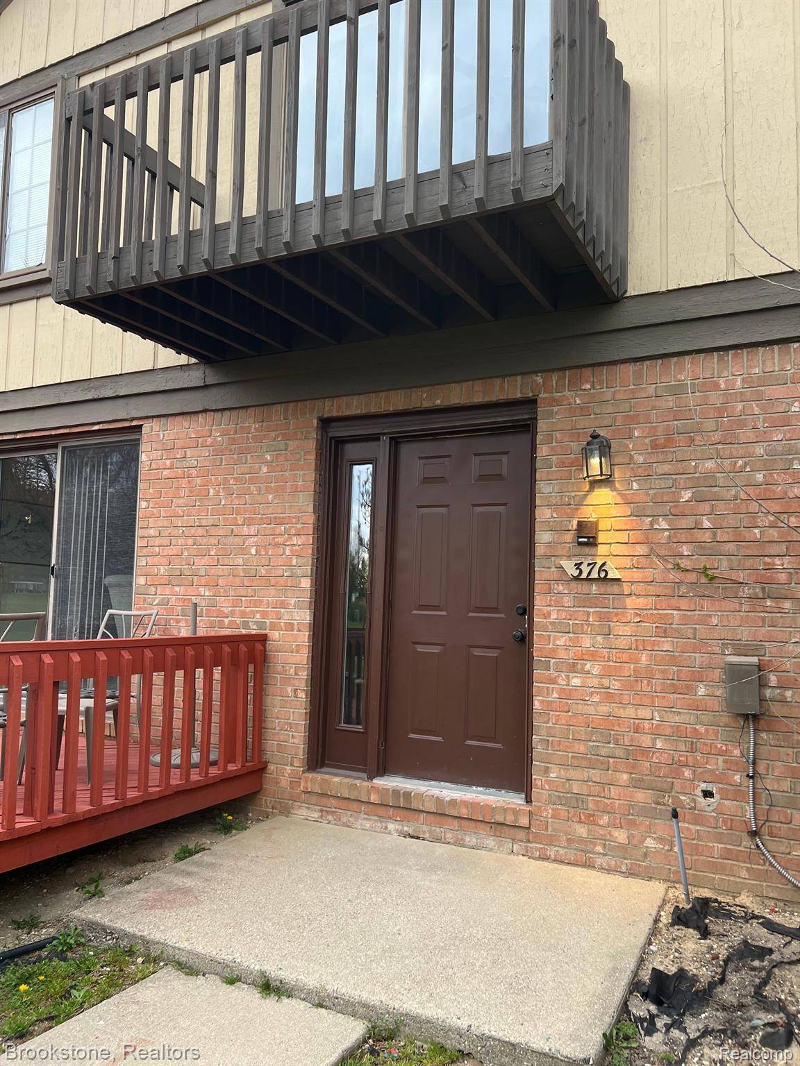 Rochester Hills, MI 48307,376 MEADOW BRIDGE DR