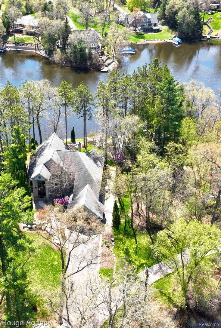 Lake Orion, MI 48362,1151 ABSEGUAMI TRL