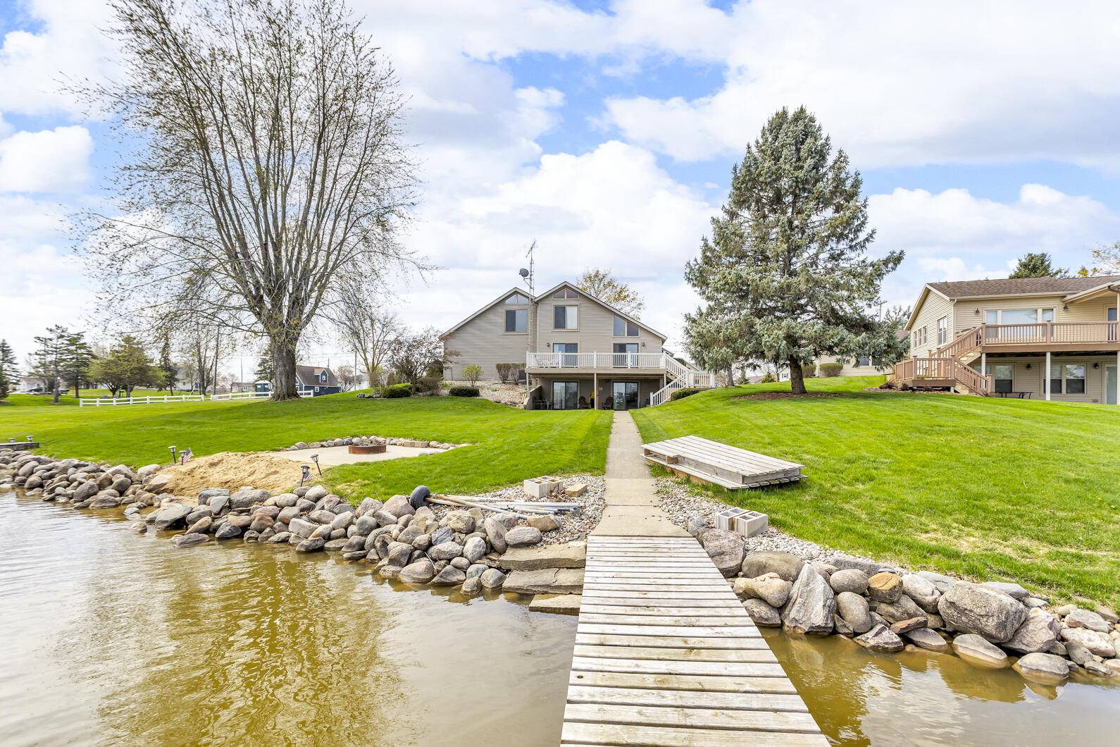 Onsted, MI 49265,9015 Kingsley DR