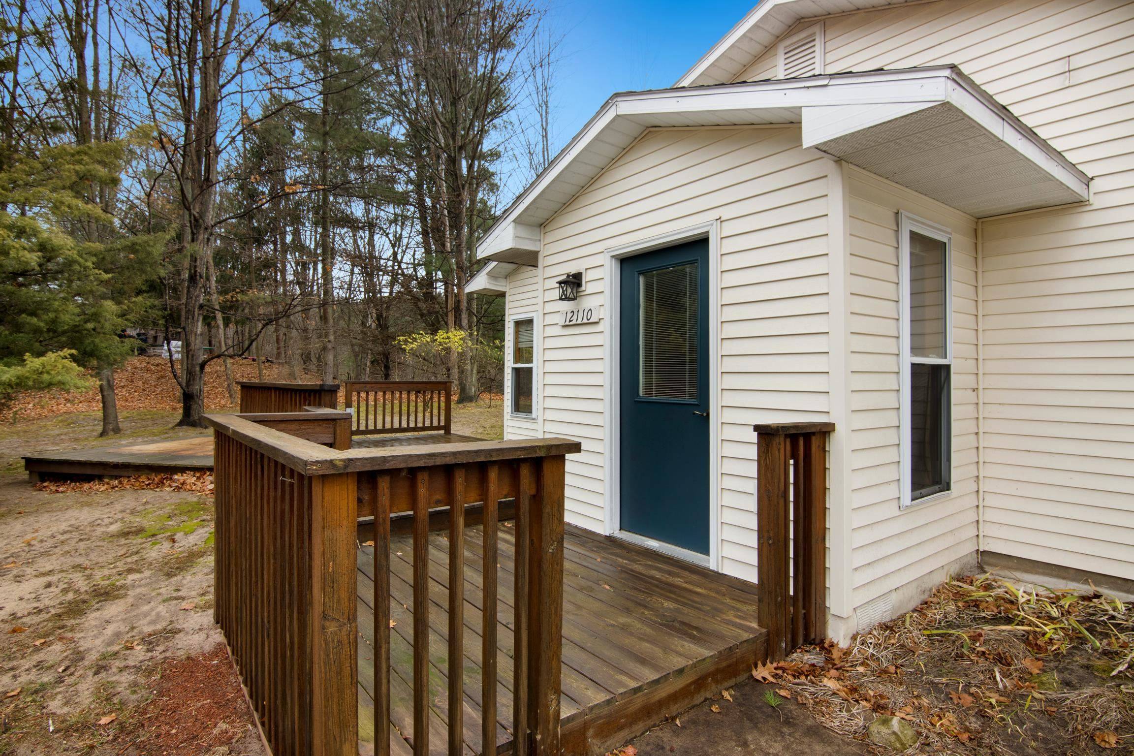 Rapid City, MI 49676,12110 Jonathan DR