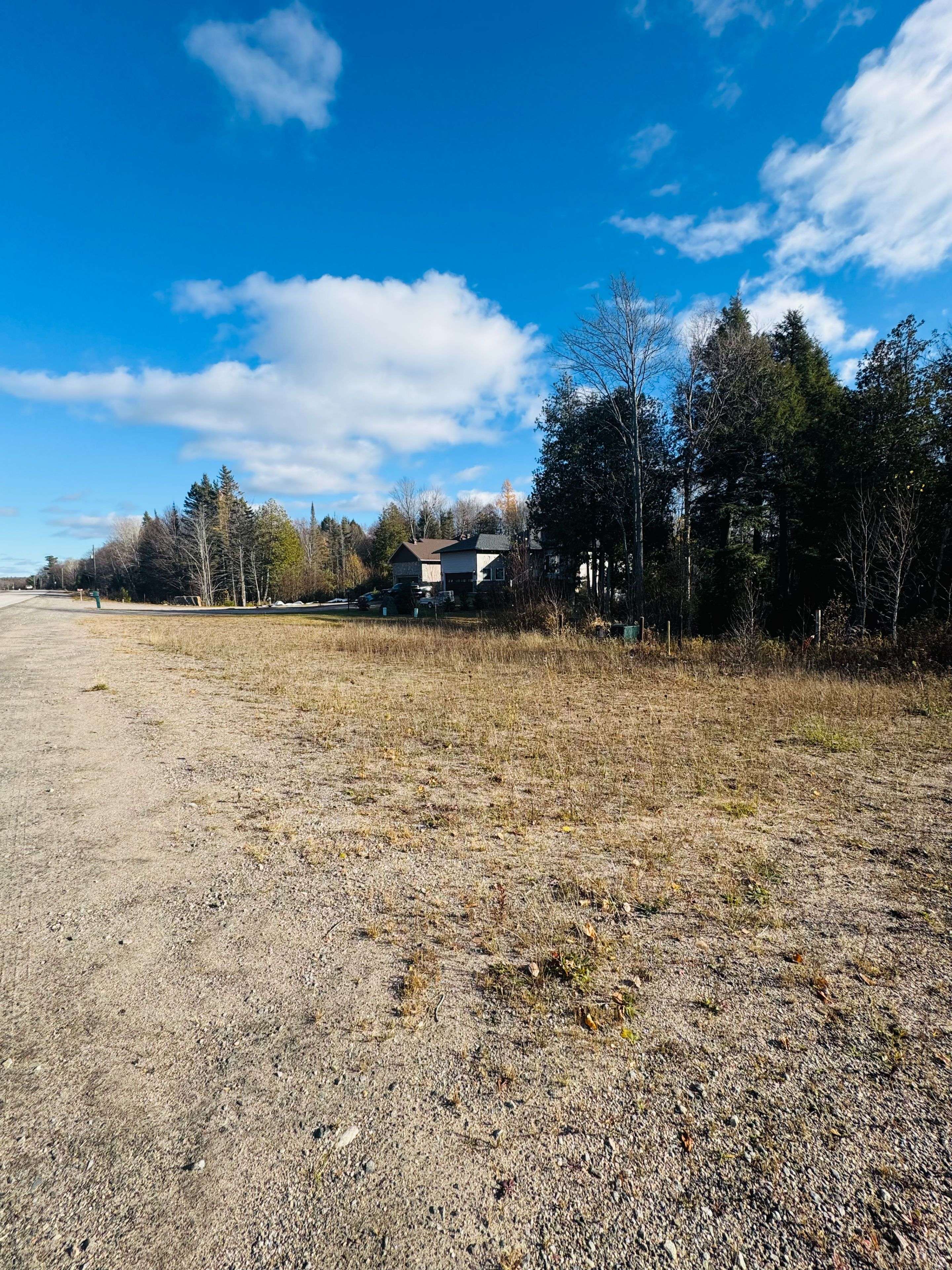 North Bay, ON P1B 8G2,443 Carmichael DR