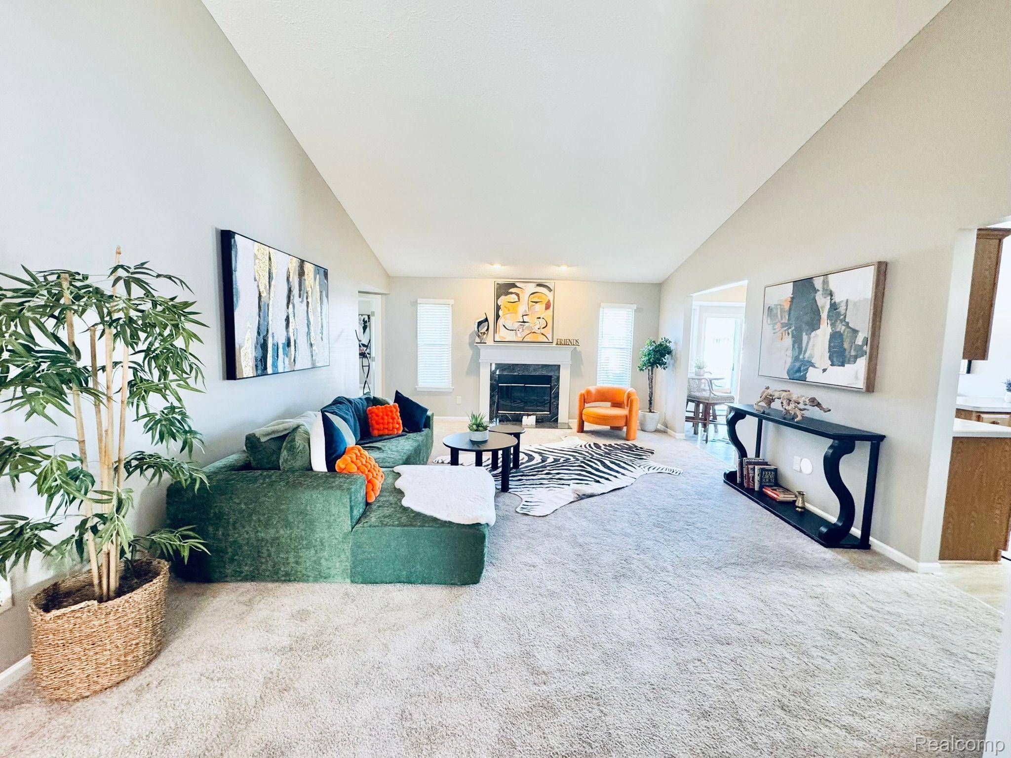 Woodhaven, MI 48183,24520 FOXMOOR BLVD