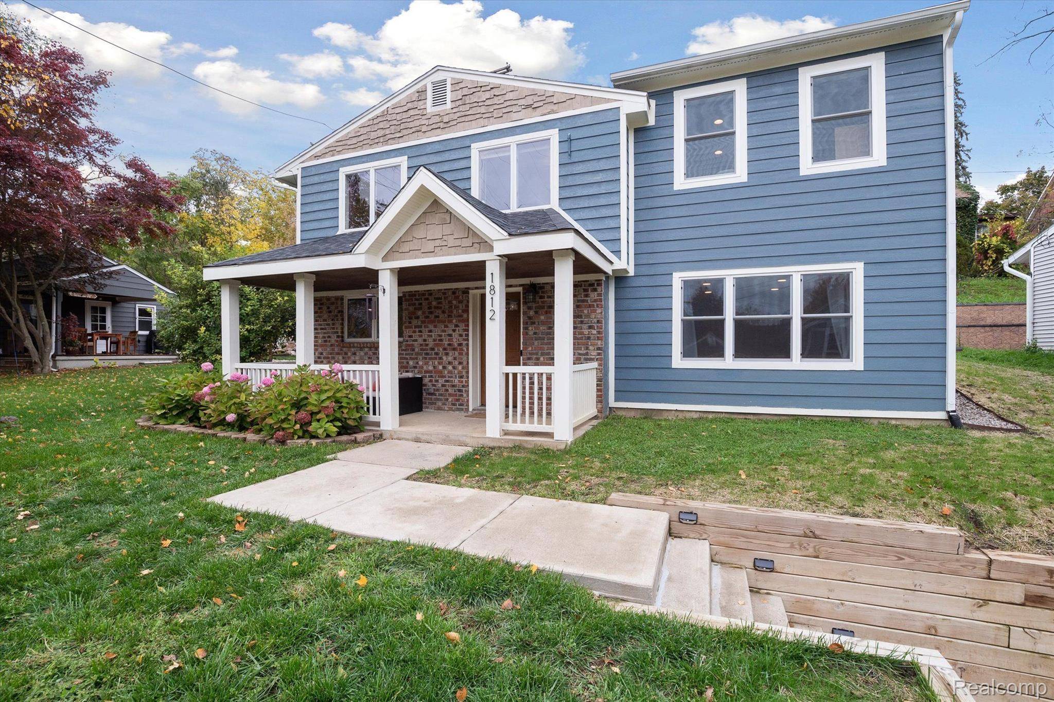 1812 ORCHARD ST, Ann Arbor, MI 48103