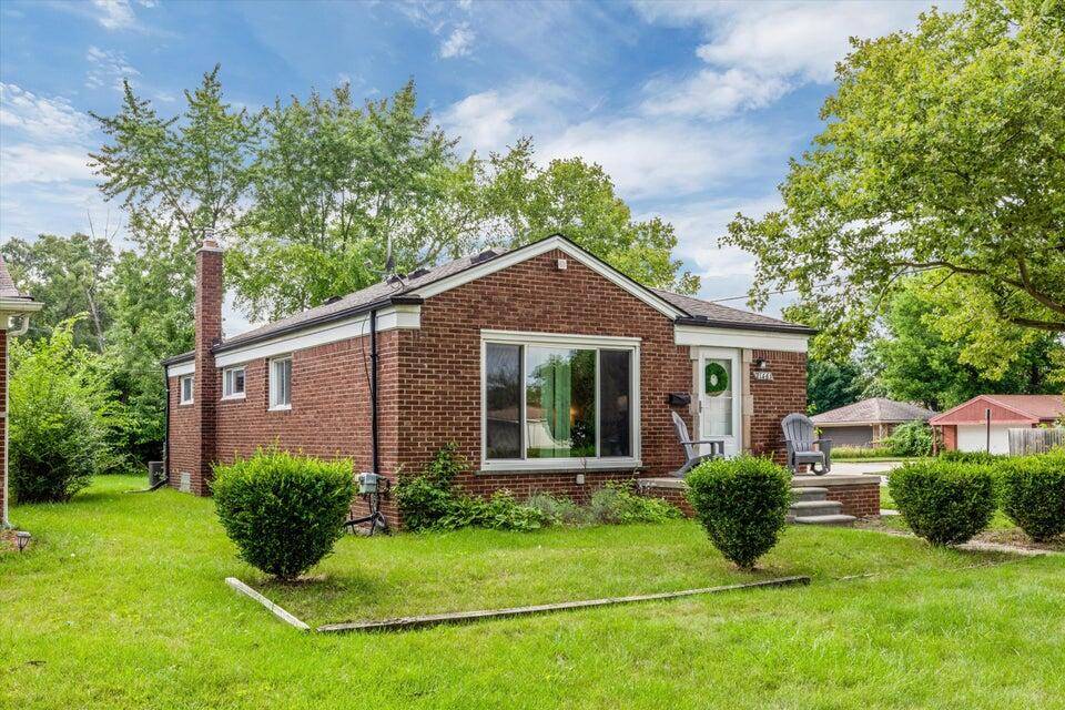 MI 48237,21461 Westhampton ST