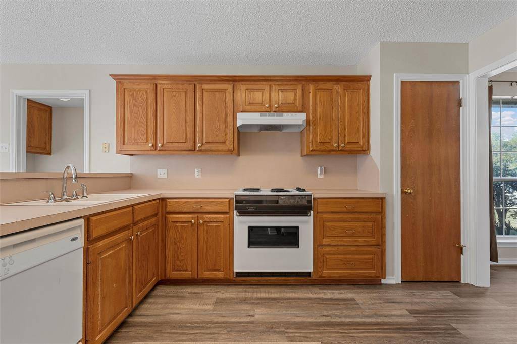 Robinson, TX 76706,601 Christina Drive