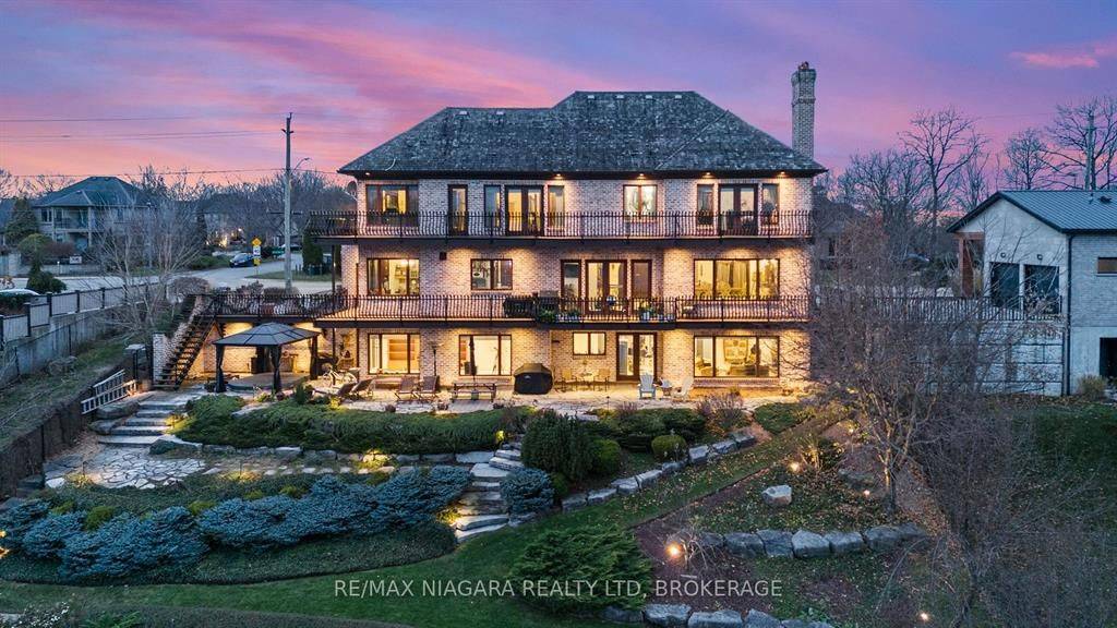 St. Catharines, ON L2R 6P9,358C MARTINDALE RD