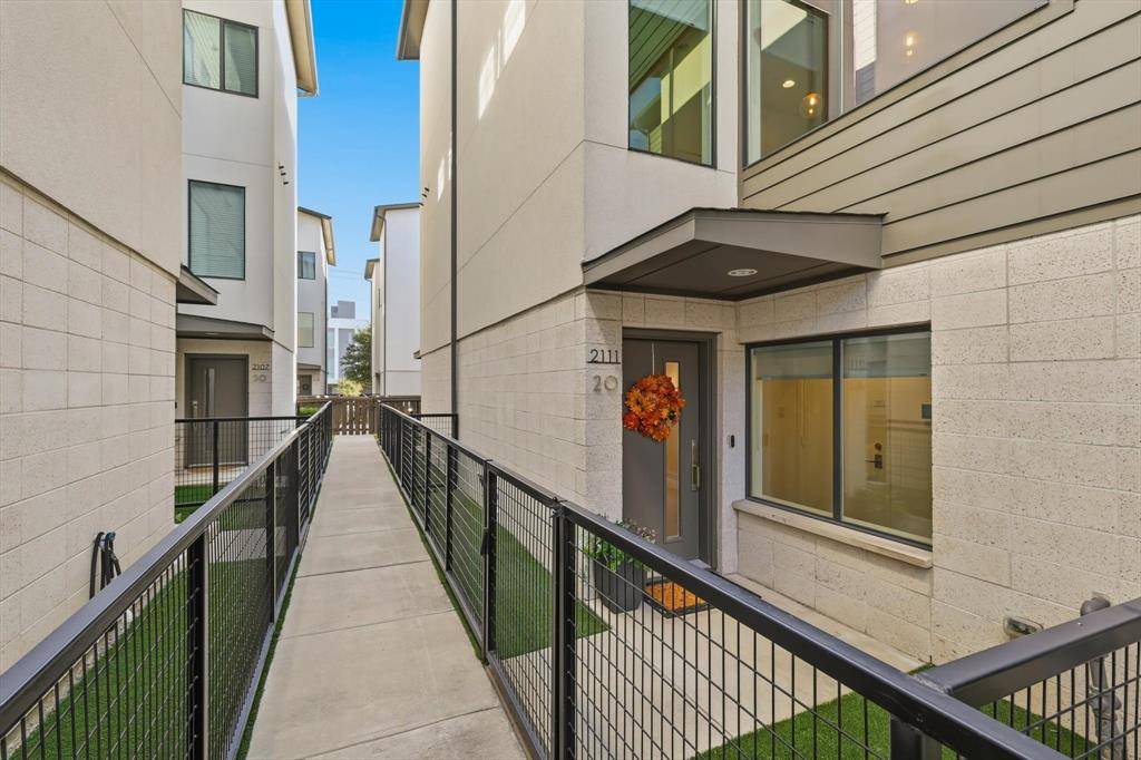 Dallas, TX 75206,2111 Bennett #20