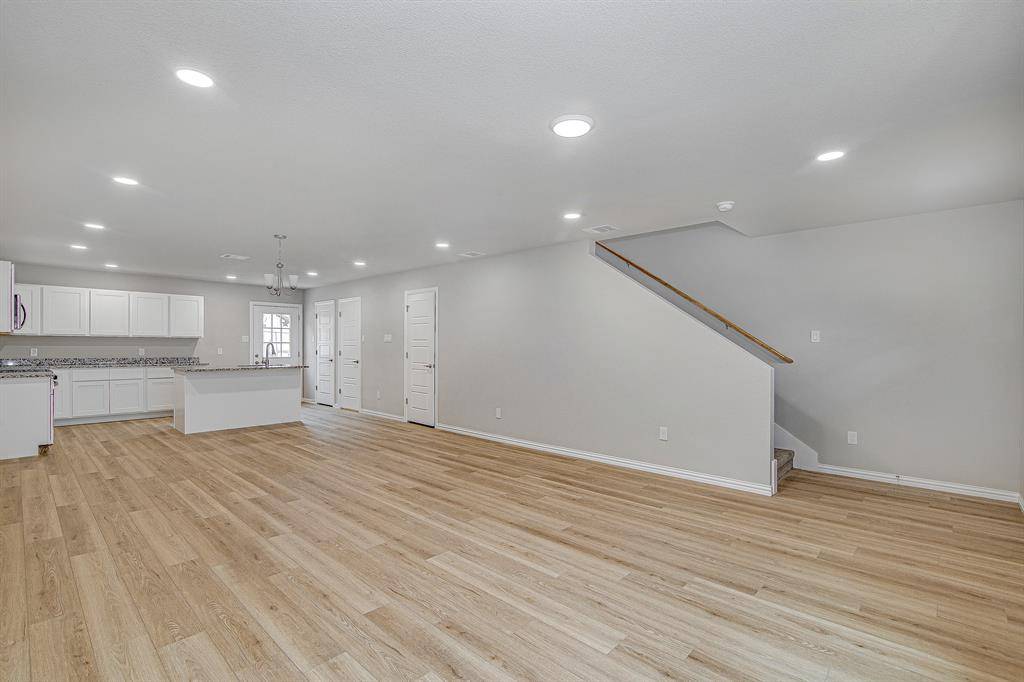 Fort Worth, TX 76119,3325 Eastland Street