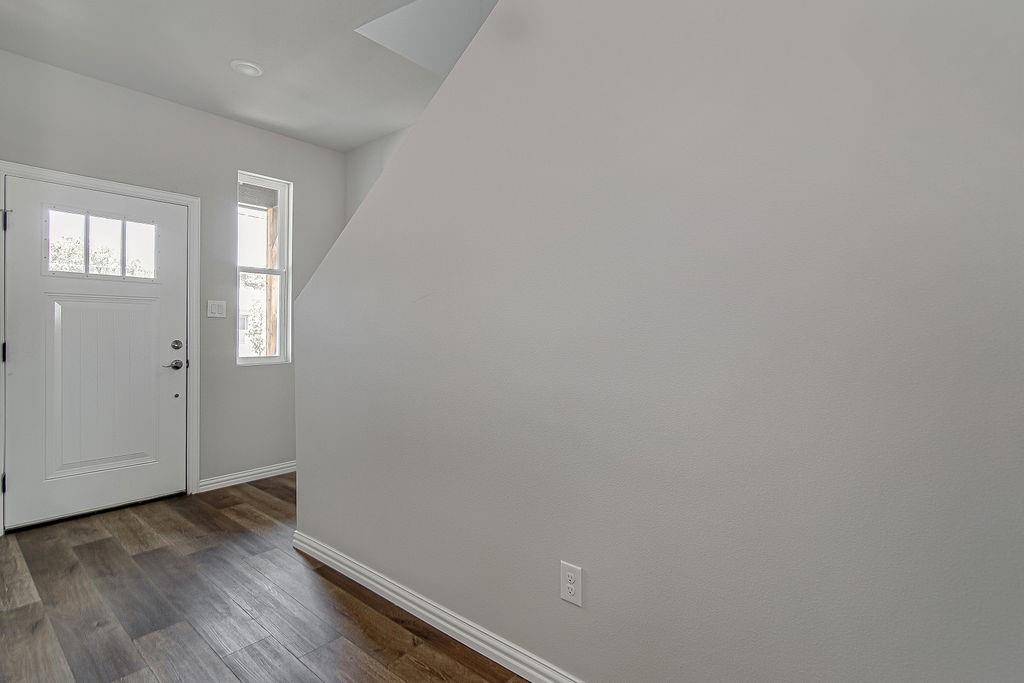 Fort Worth, TX 76112,3121 Lumber Street