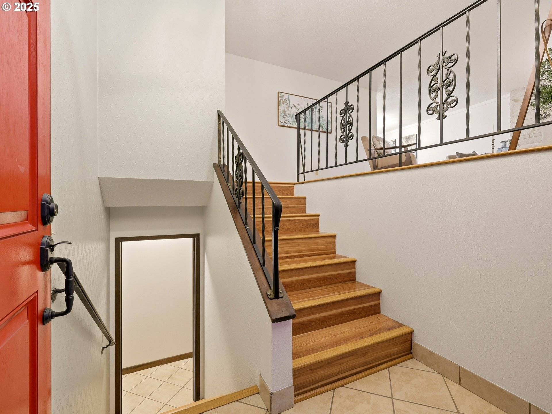 Gladstone, OR 97027,16420 CHESSINGTON CT