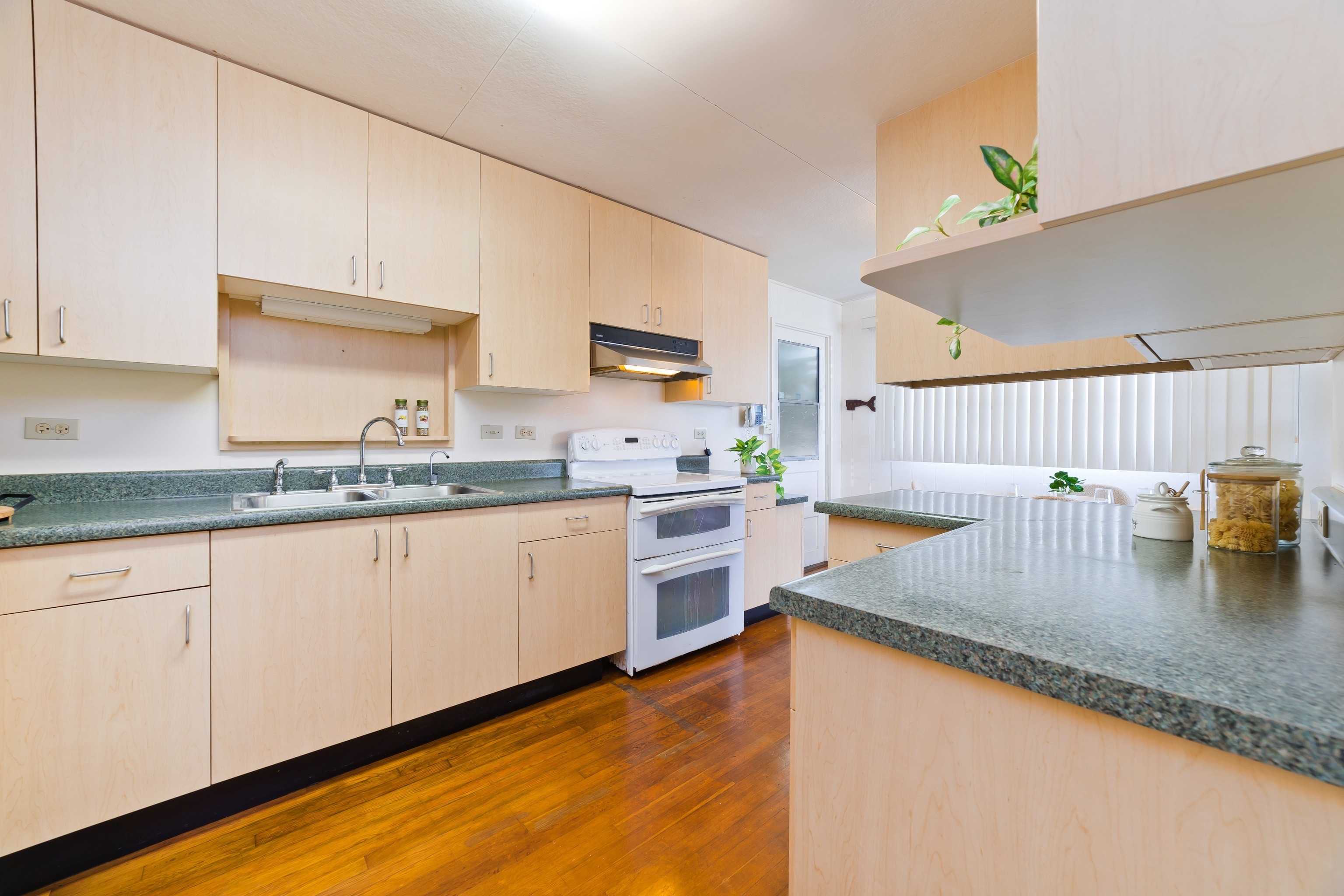 Hilo, HI 96720,25 WAWAI LOOP