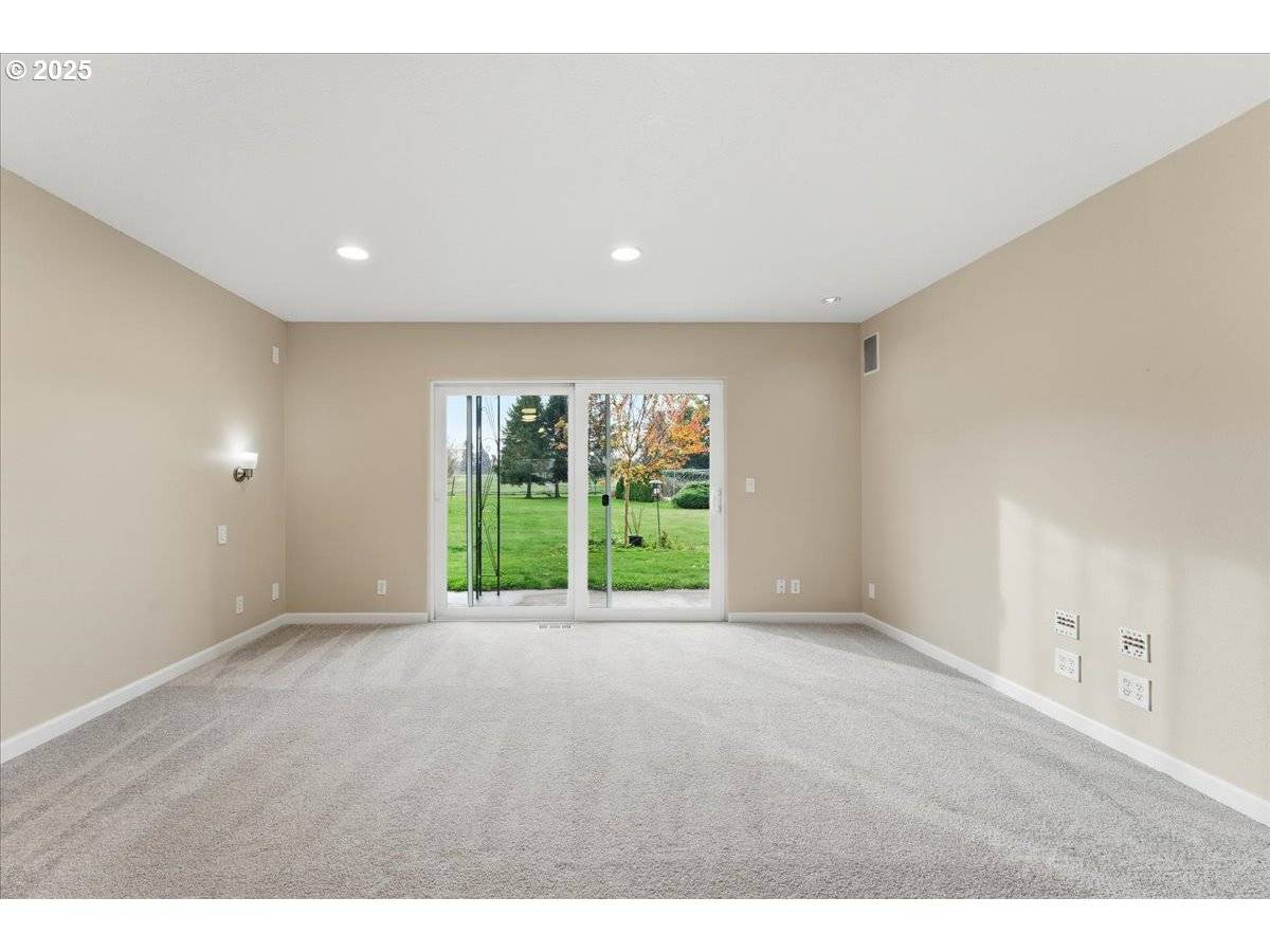 Gresham, OR 97030,1812 NE 19TH ST