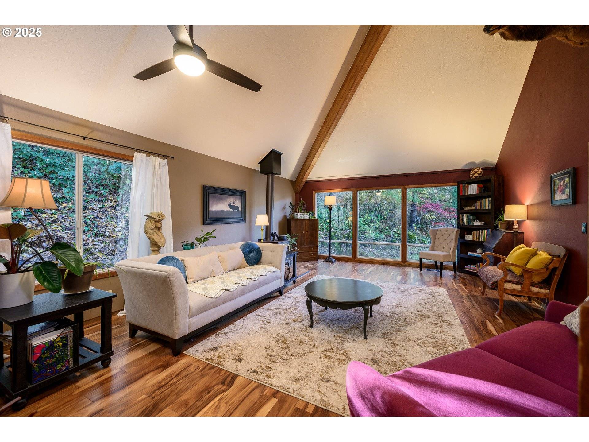 Gaston, OR 97119,45245 SW SADDLEBACK DR