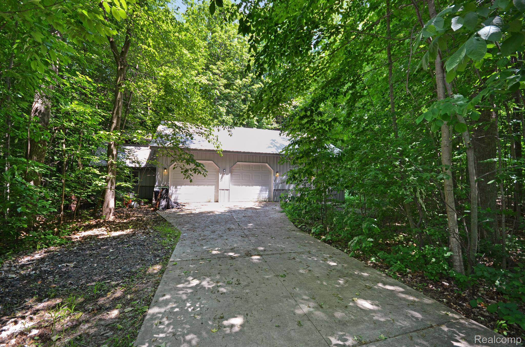 Almont, MI 48003,6721 Talbot DR