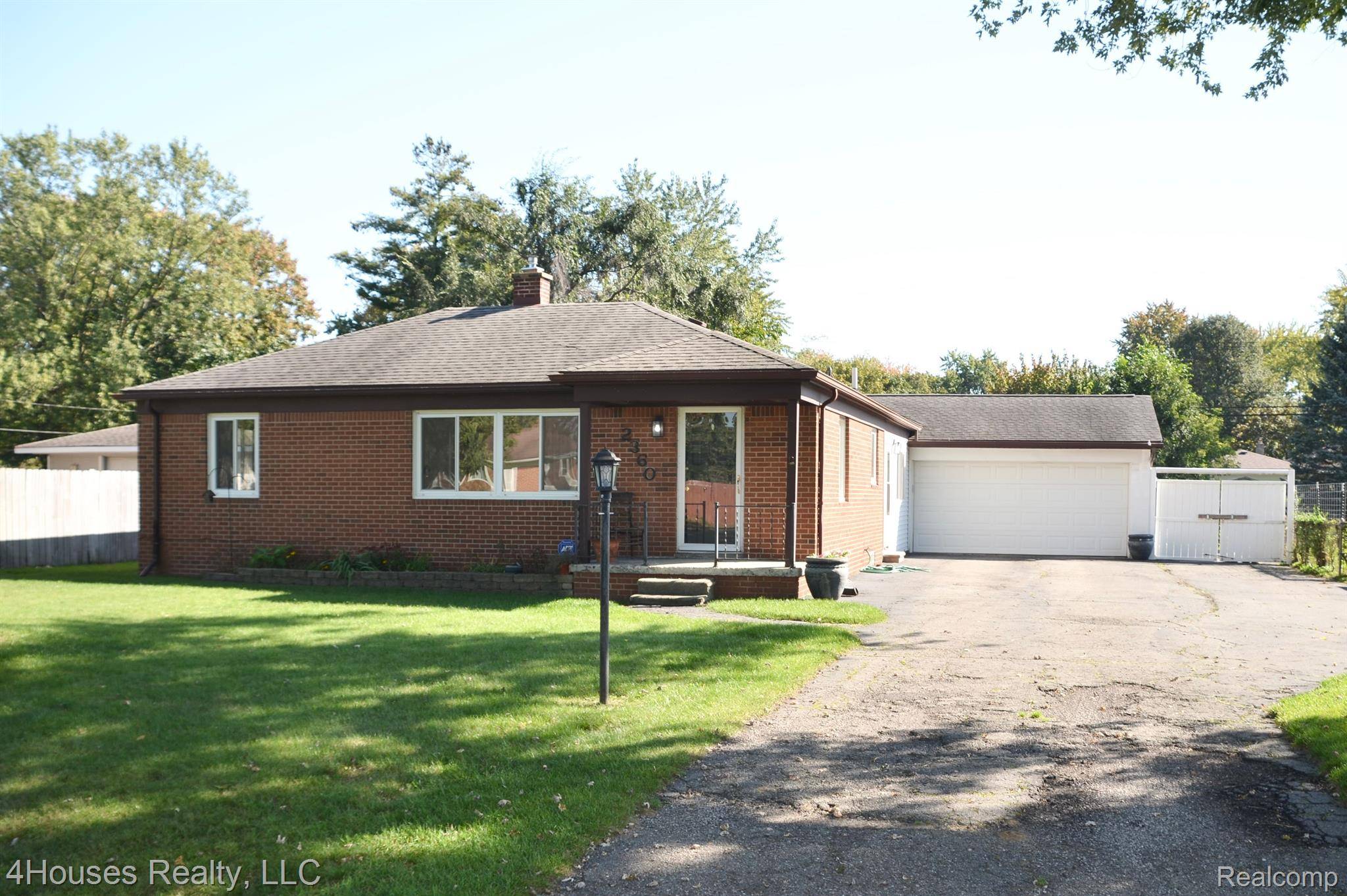 Waterford, MI 48329,2360 KOHLER ST