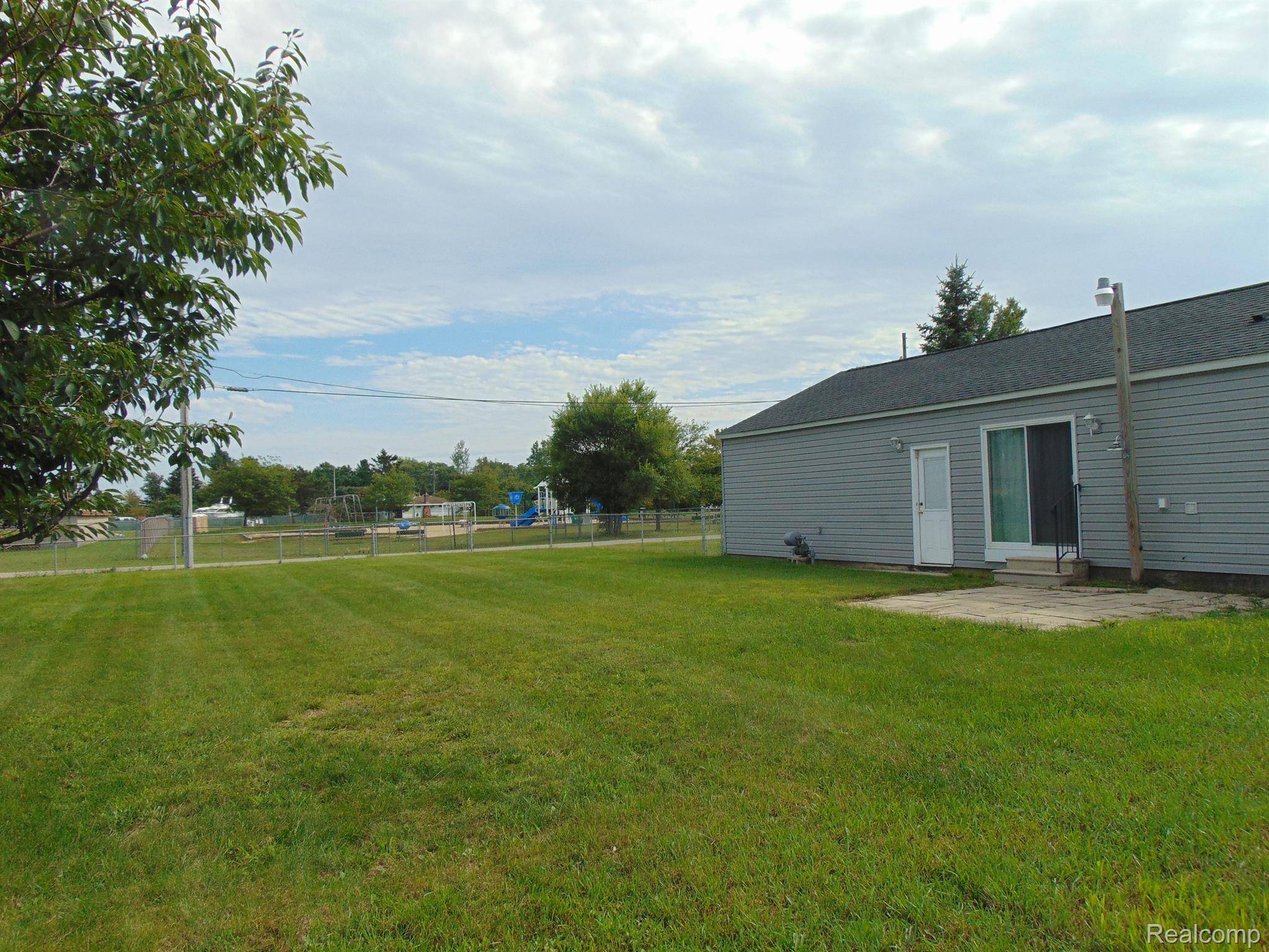 Oscoda, MI 48750,517 1ST ST N