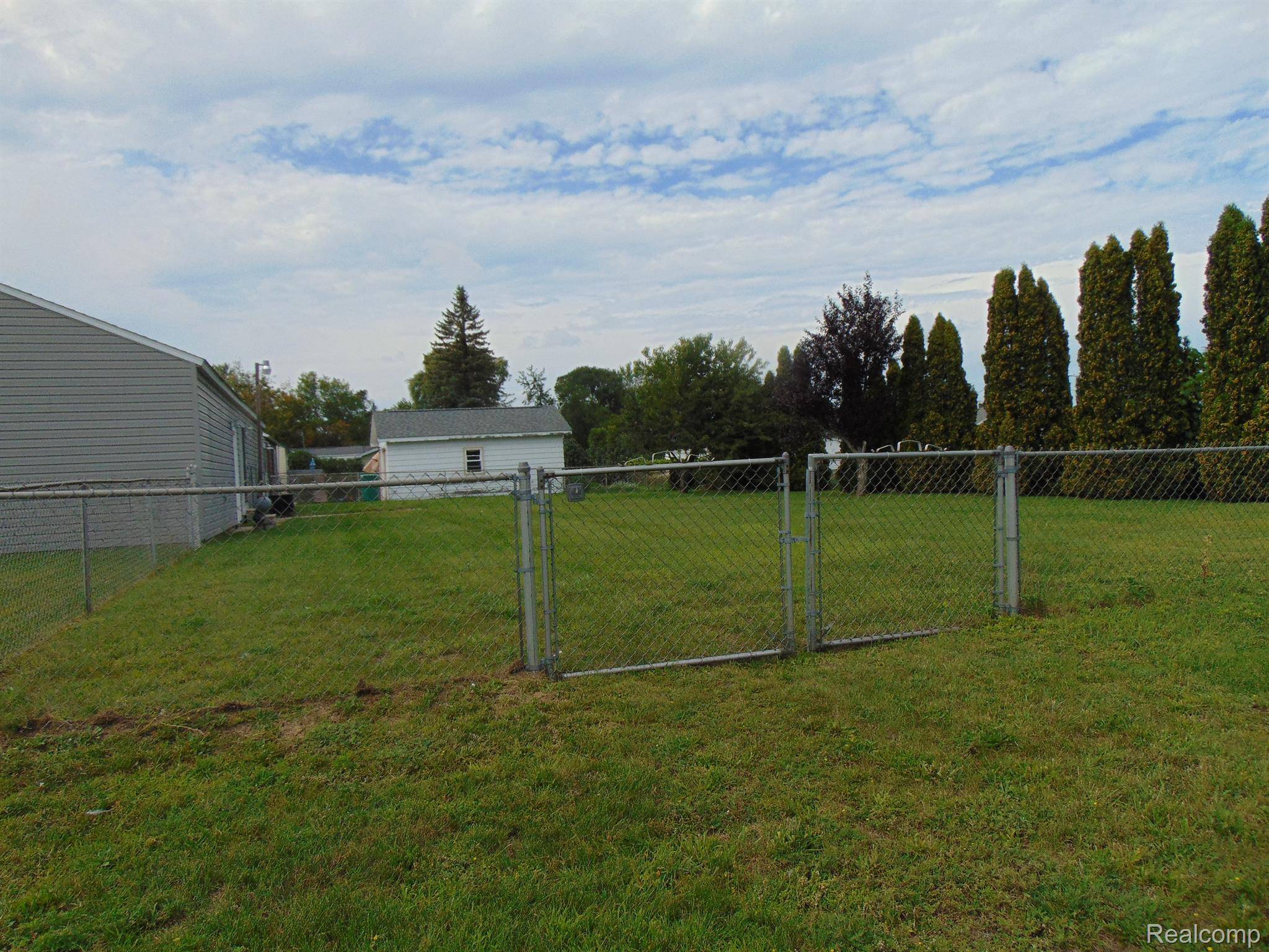 Oscoda, MI 48750,517 1ST ST N