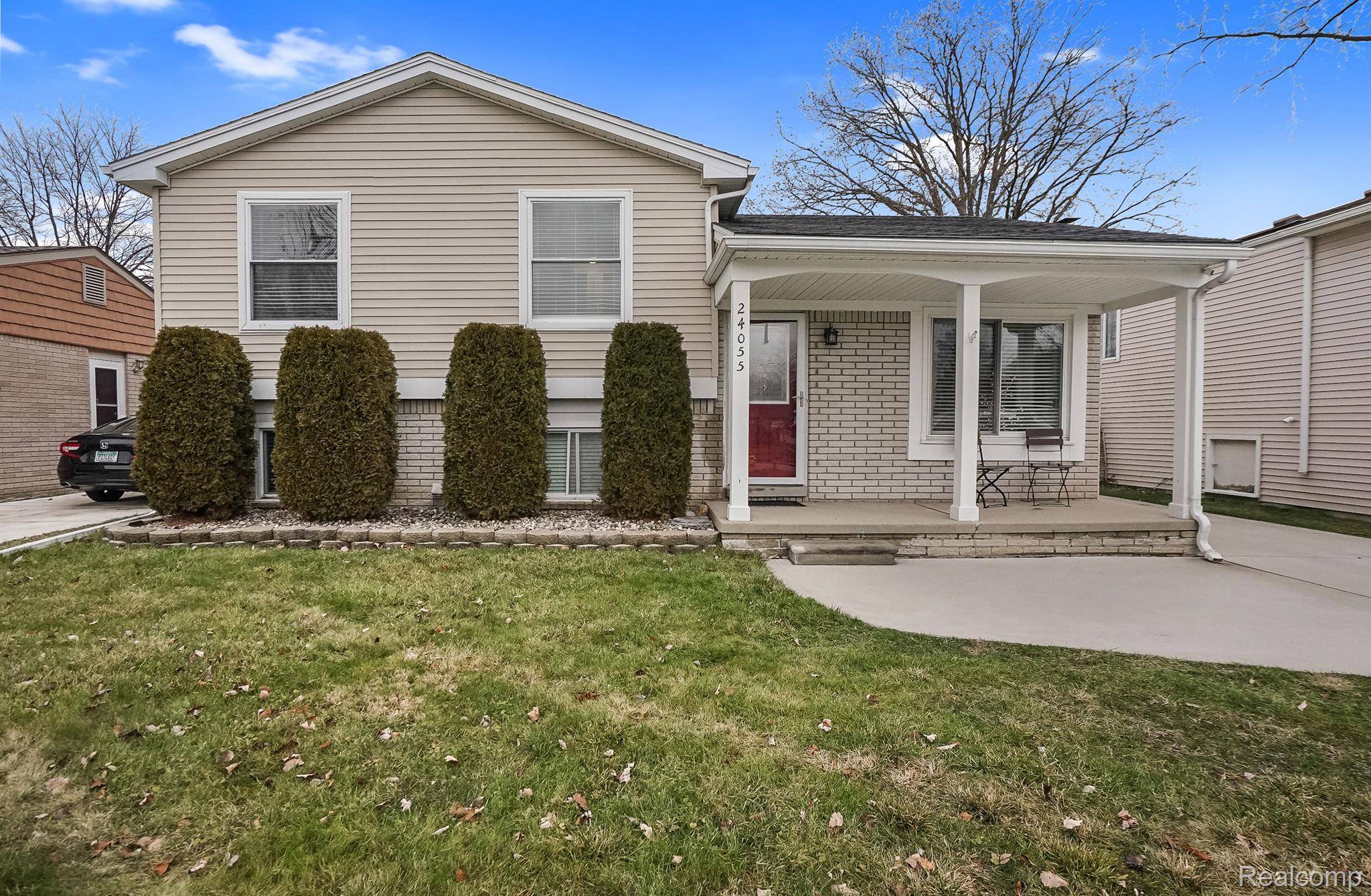 Clinton Township, MI 48035,24055 MANILA ST