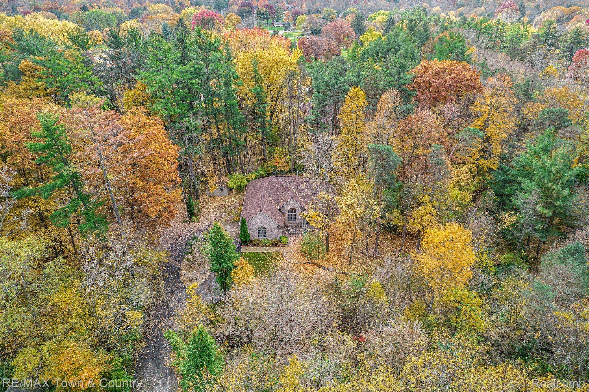 Flushing, MI 48433,345 RIVER WOODS DR